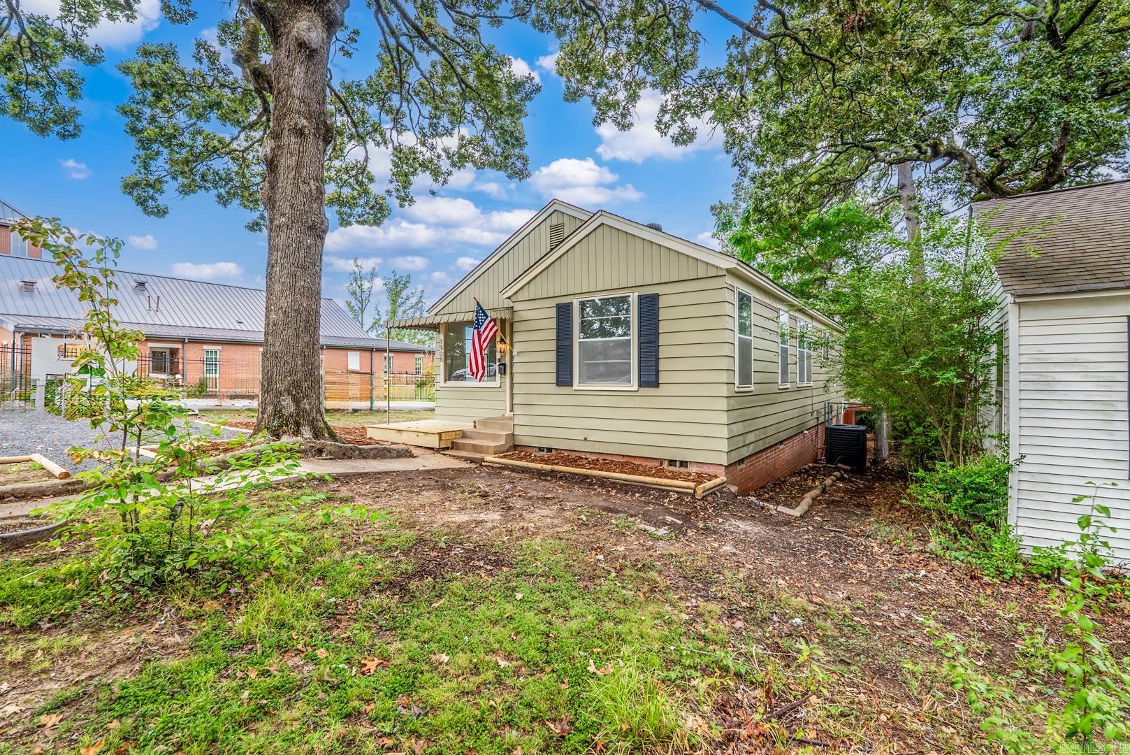 CHERRY & COX - Residential