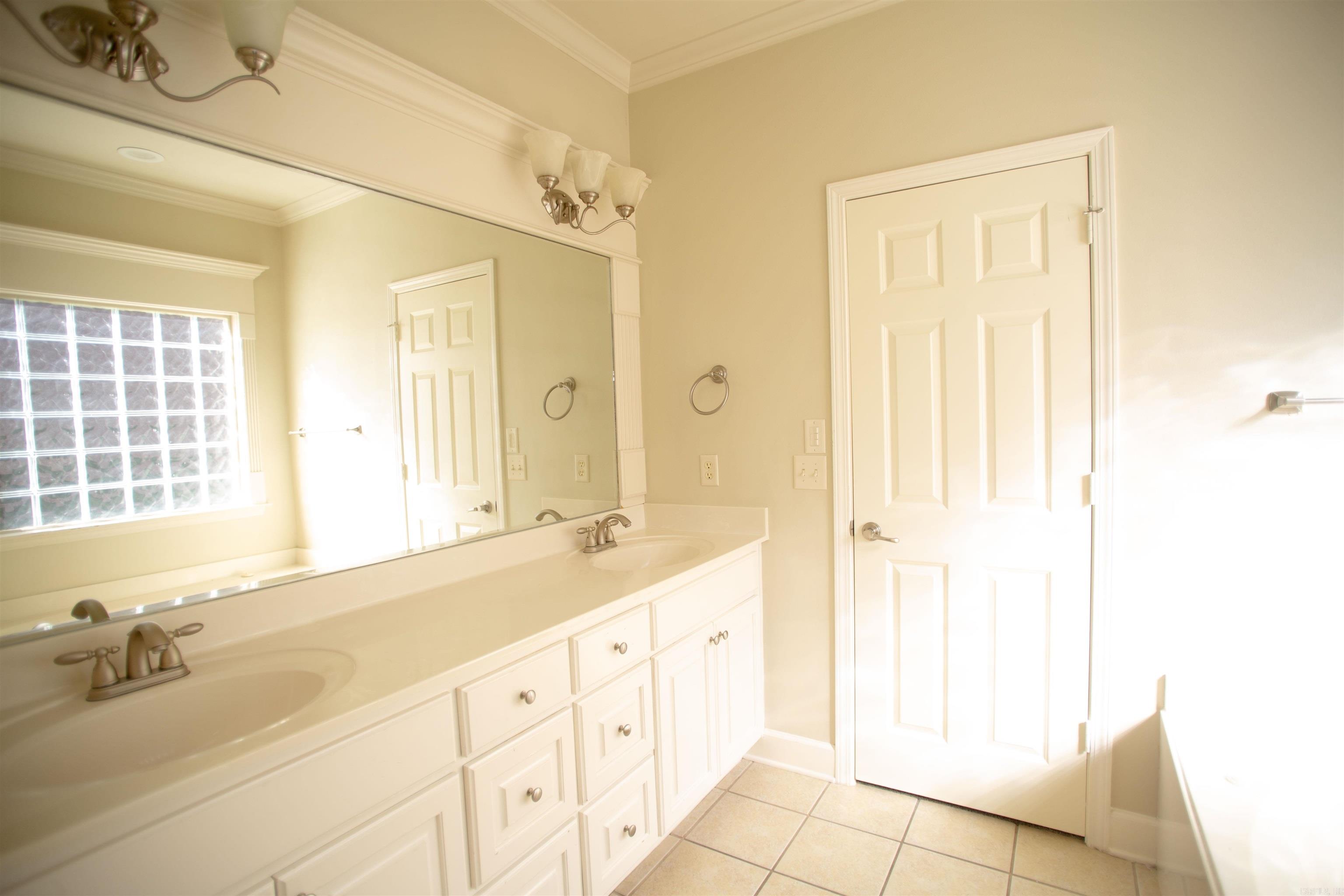 Capitol Lake Estates - Residential Lease