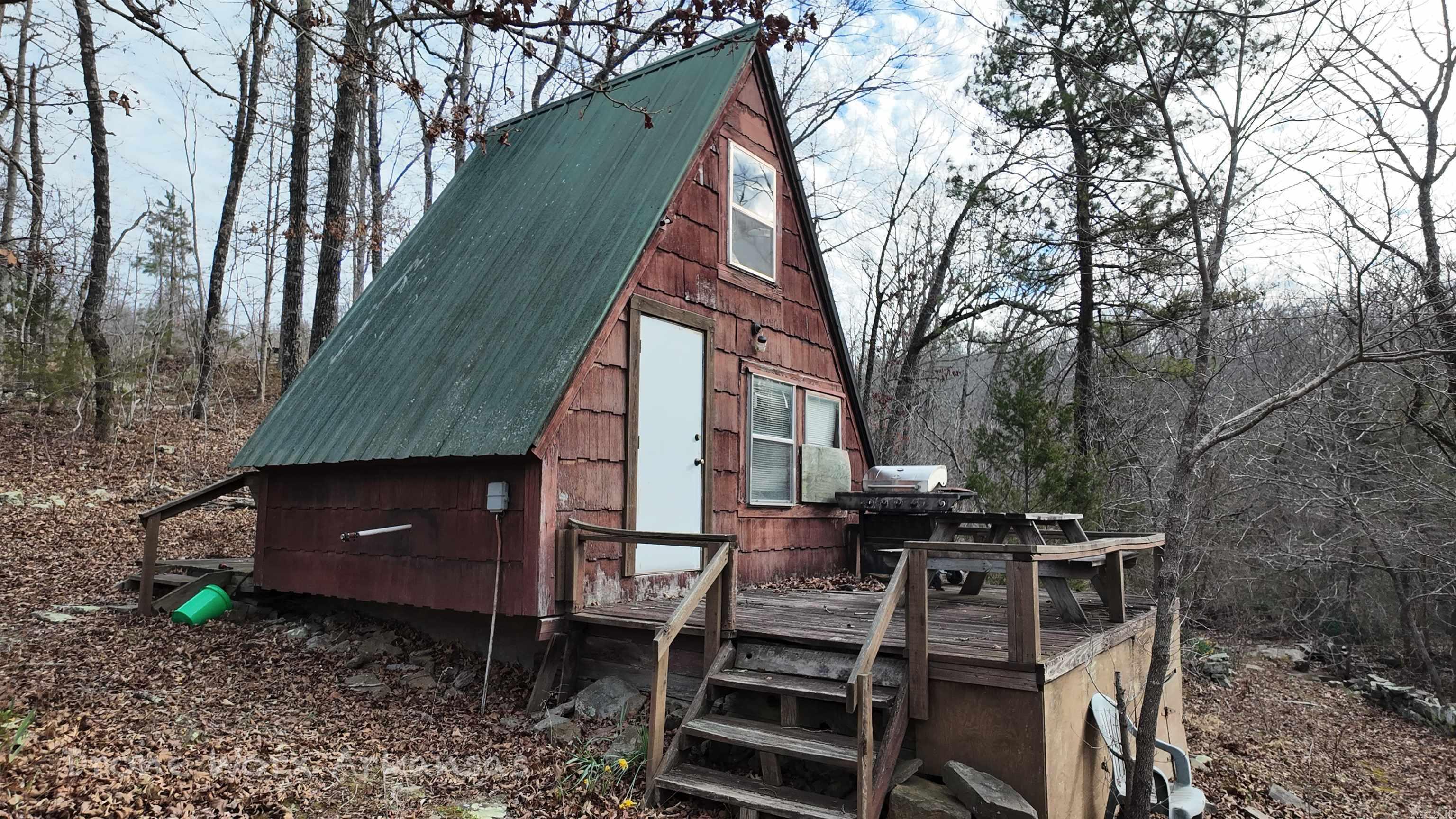 Metes & Bounds - Land