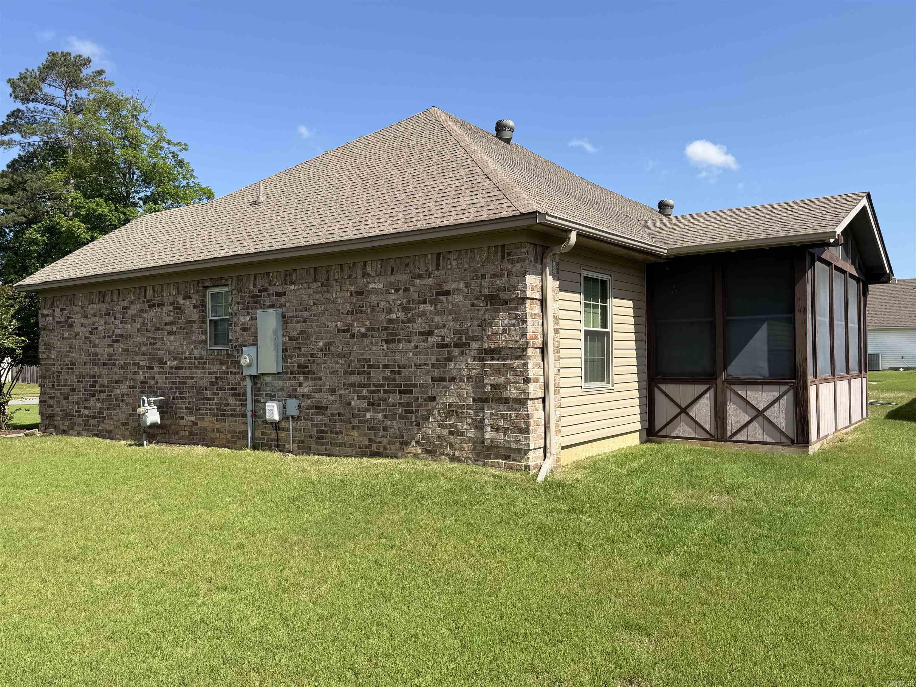 MEADOWLAKE - Residential