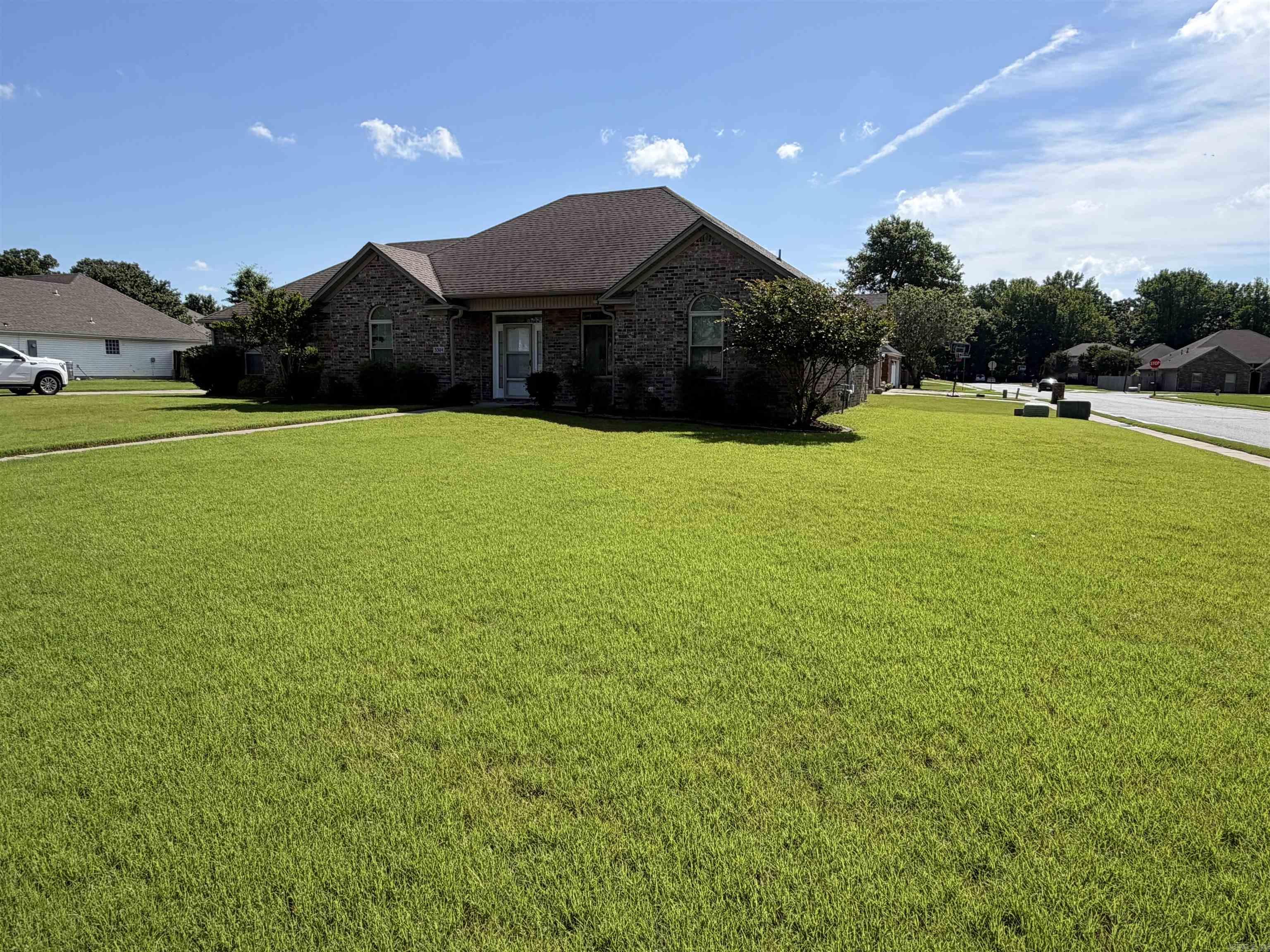 MEADOWLAKE - Residential