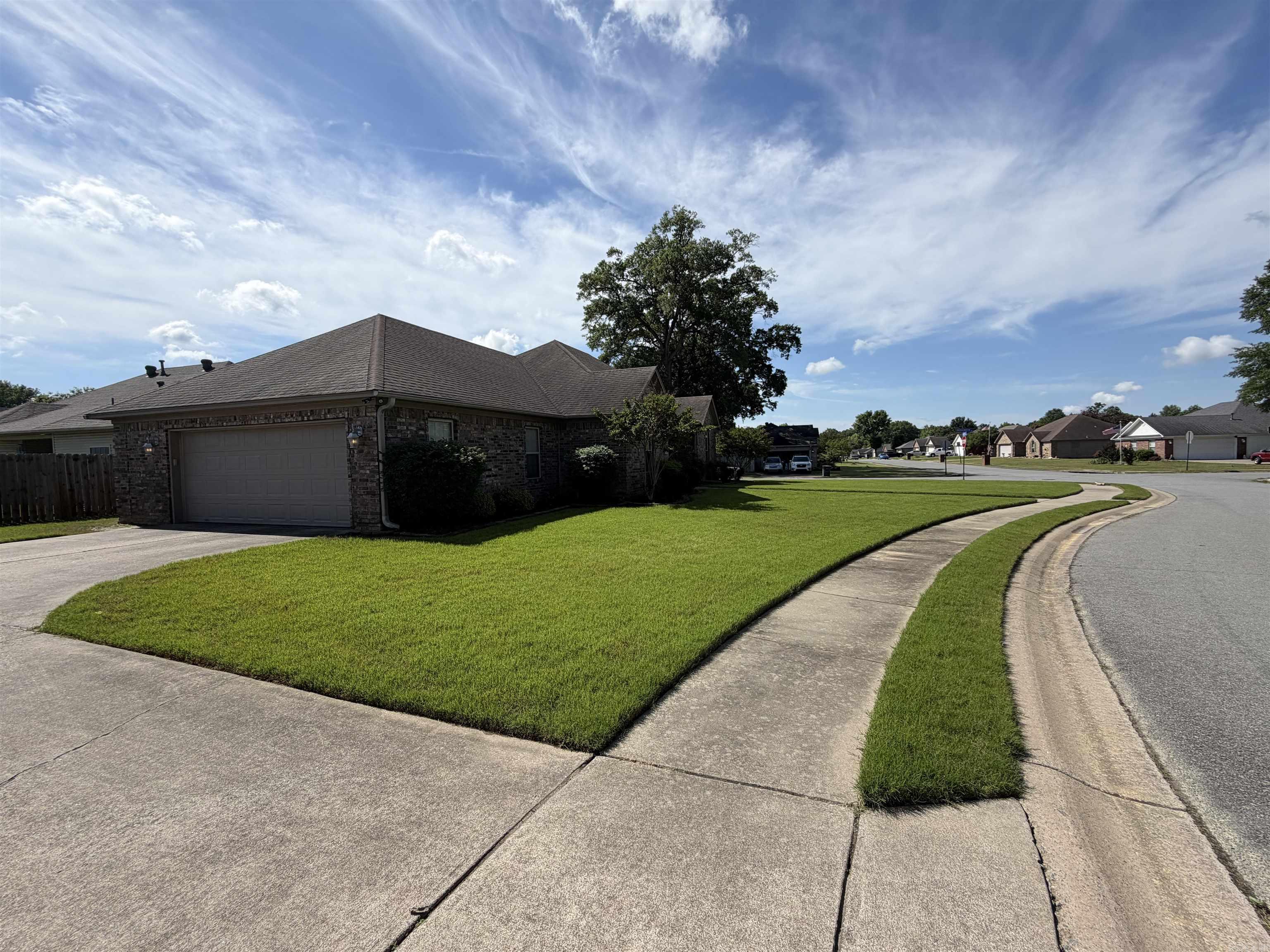 MEADOWLAKE - Residential