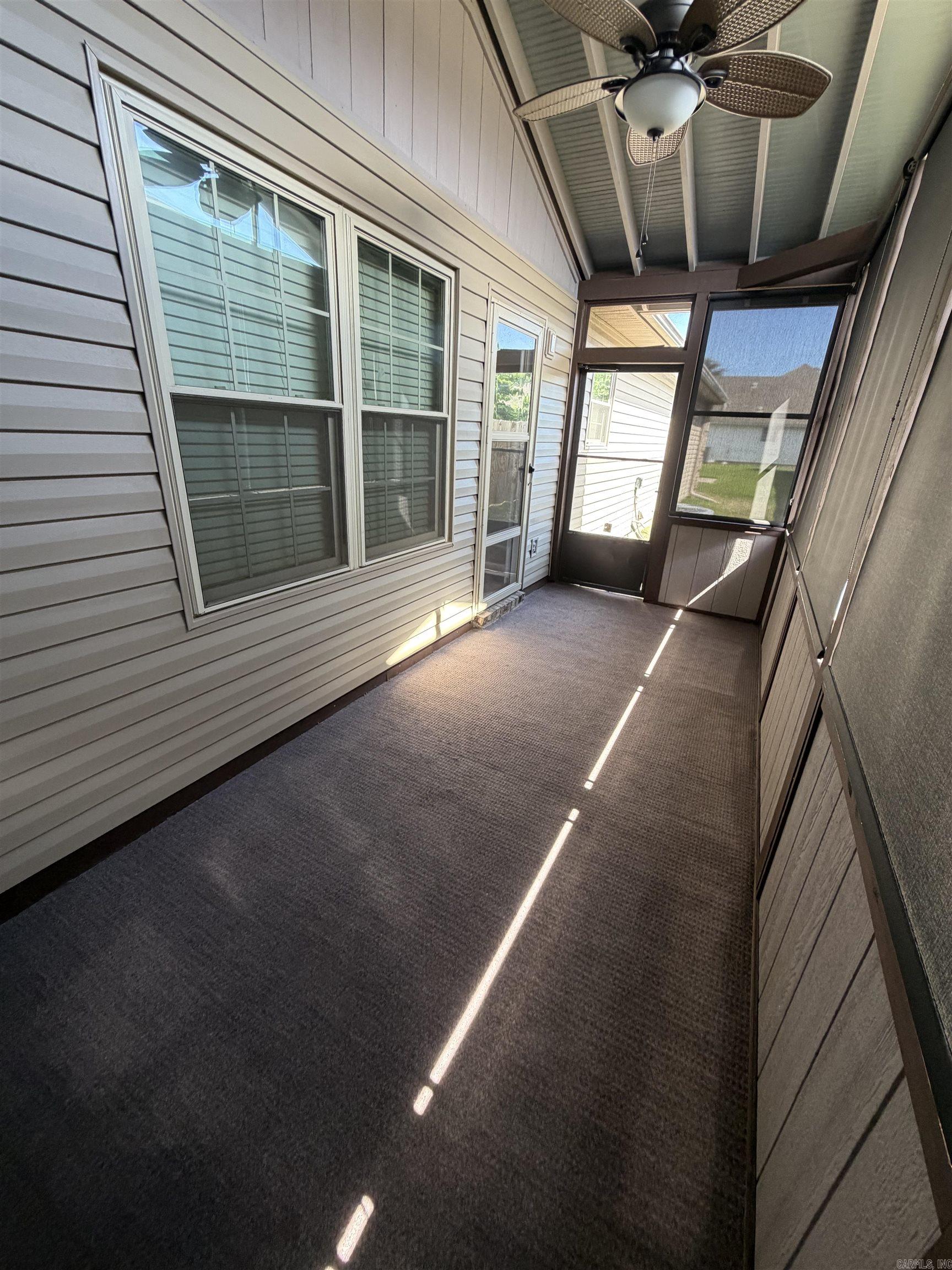 MEADOWLAKE - Residential