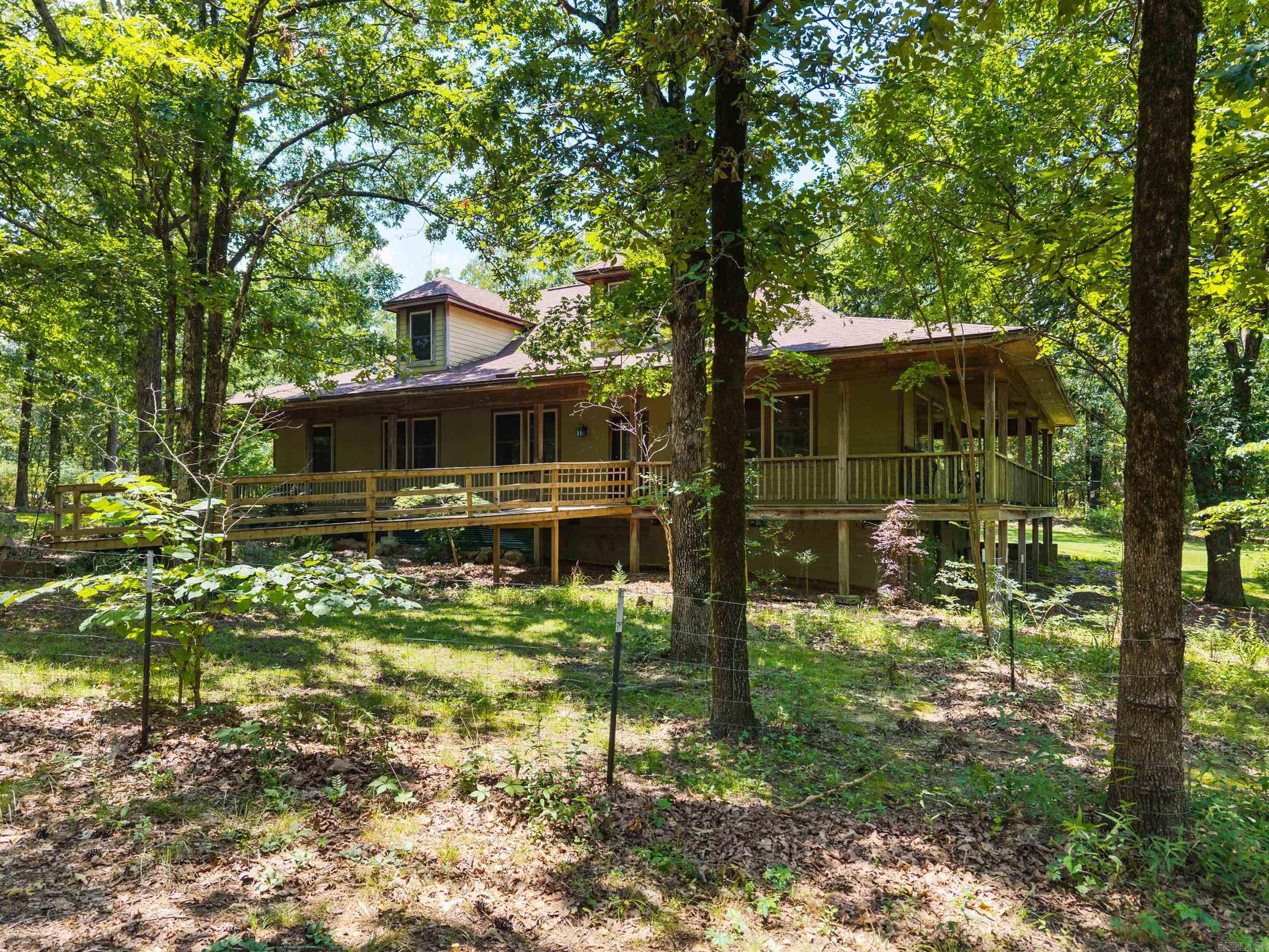 OLD MILL POND ROUND MOUNTAIN - Residential