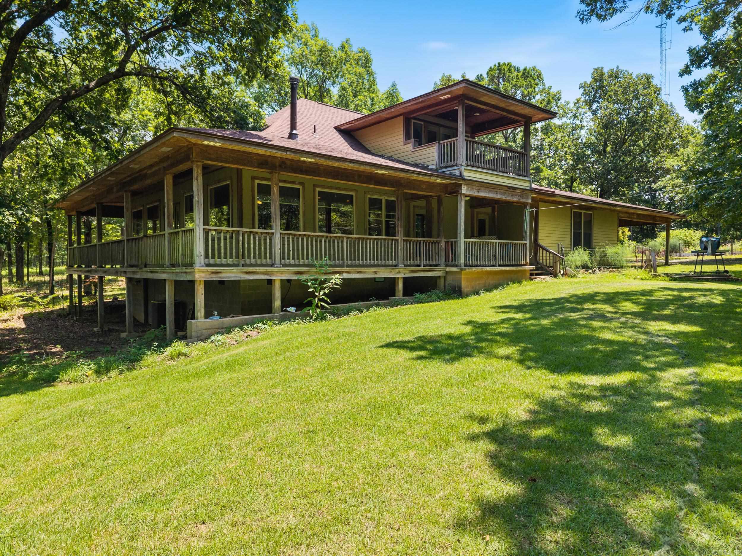 OLD MILL POND ROUND MOUNTAIN - Residential