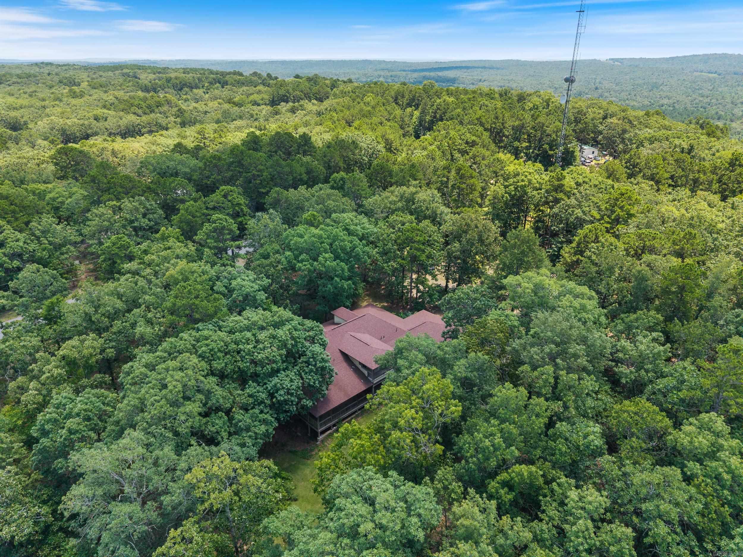 OLD MILL POND ROUND MOUNTAIN - Residential