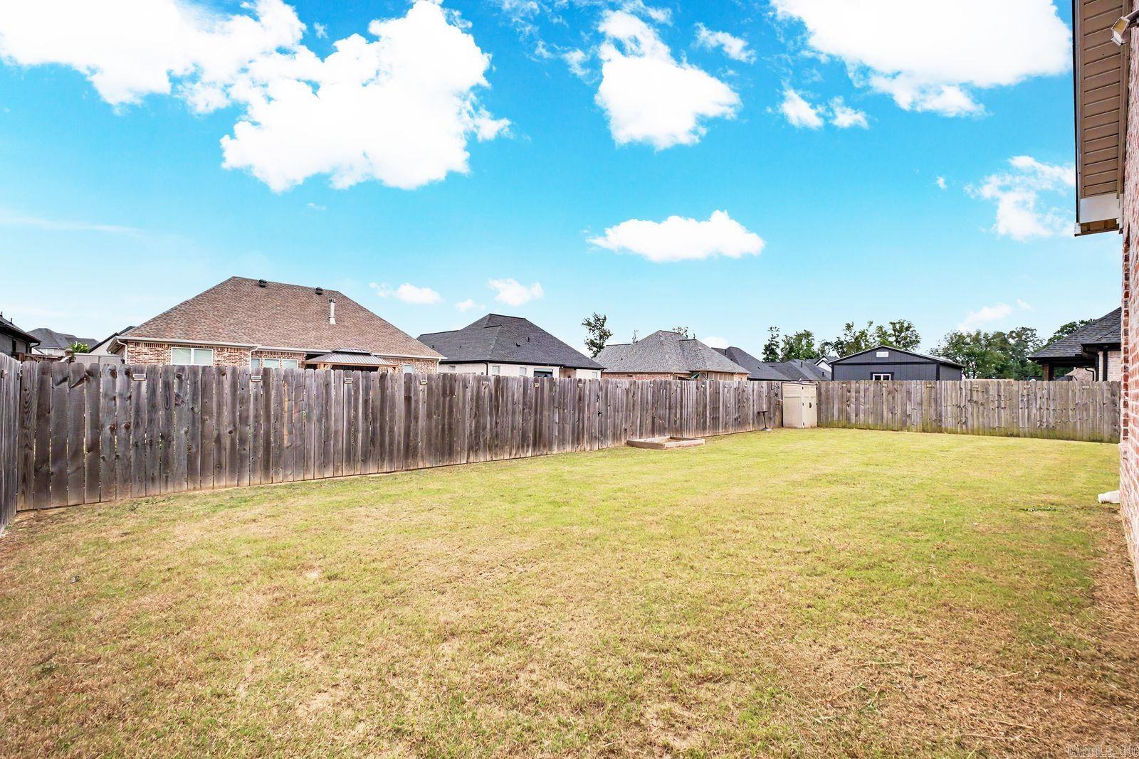THE WOODS OF HURRICANE LAKE ESTA - Residential