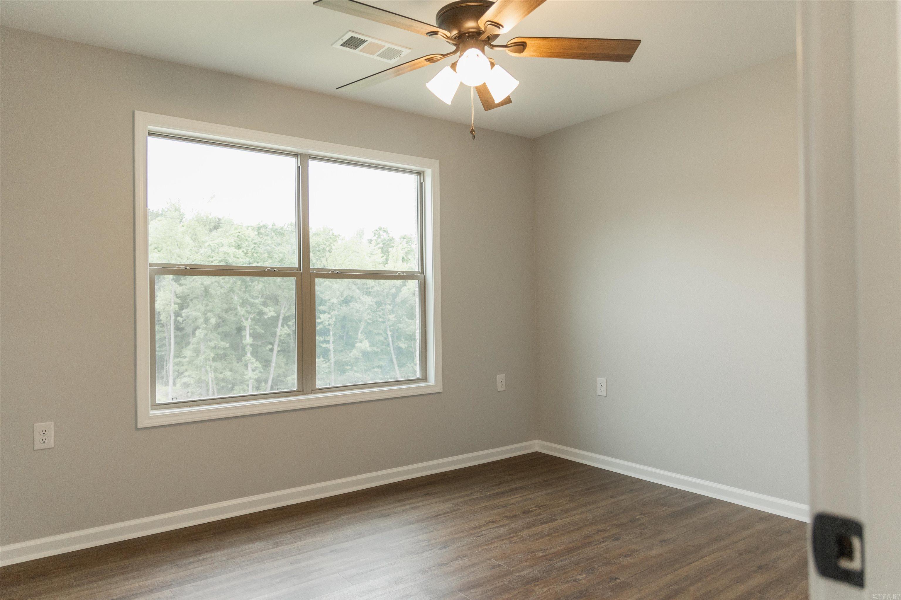 LITTLE RED RIVER ESTATES - Residential