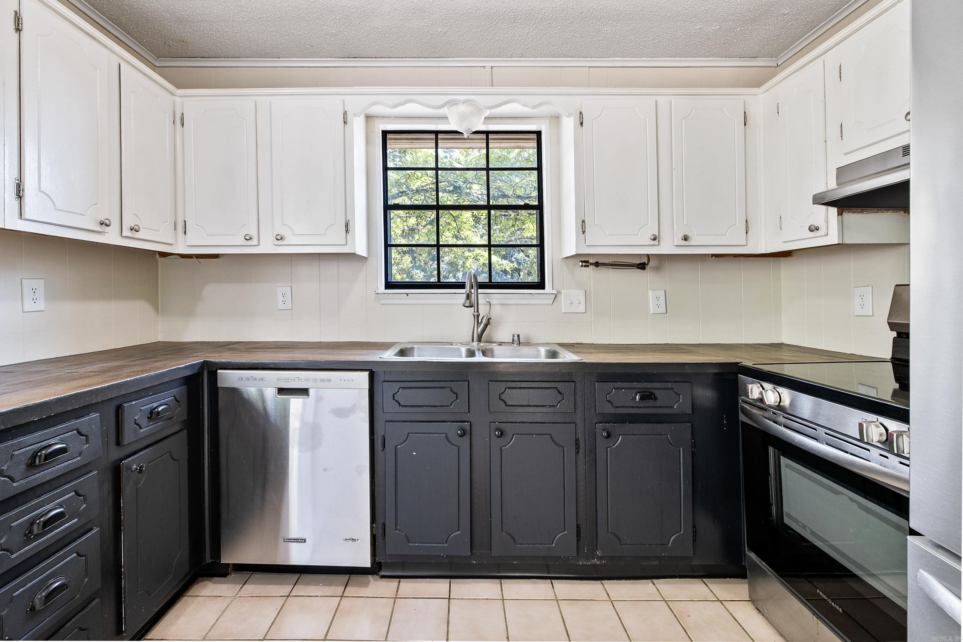 PLEASANT VIEW - Residential