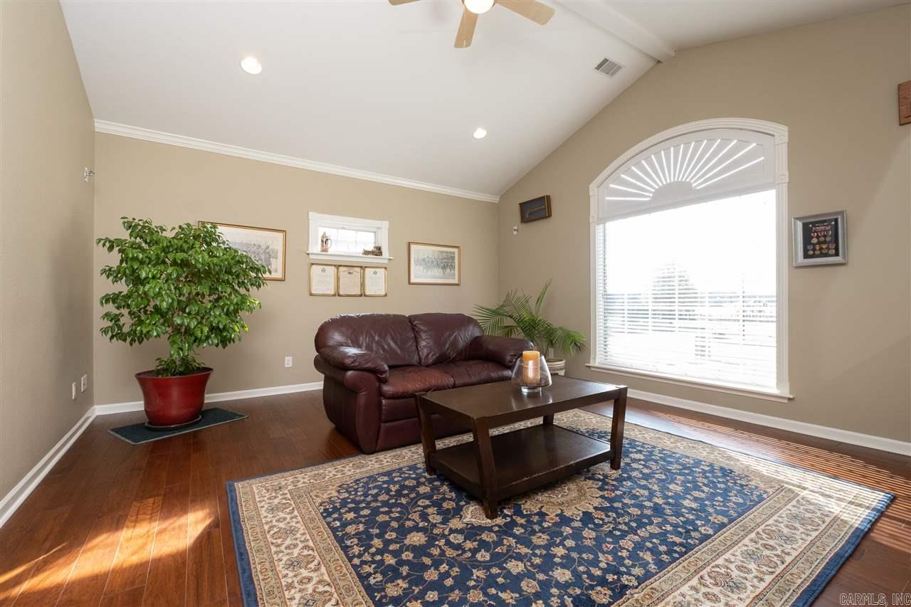 HURRICANE LAKE EST - Residential