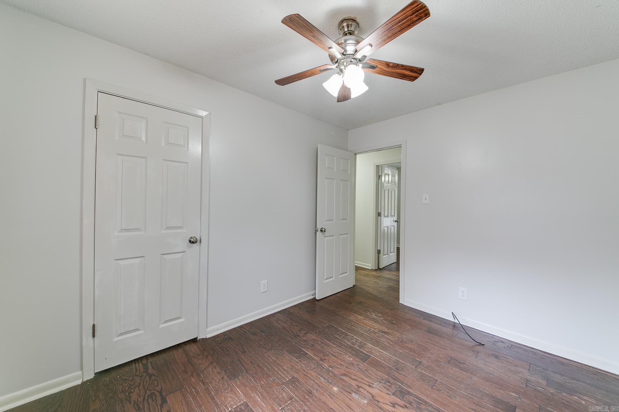 Shady Oaks - Residential Lease