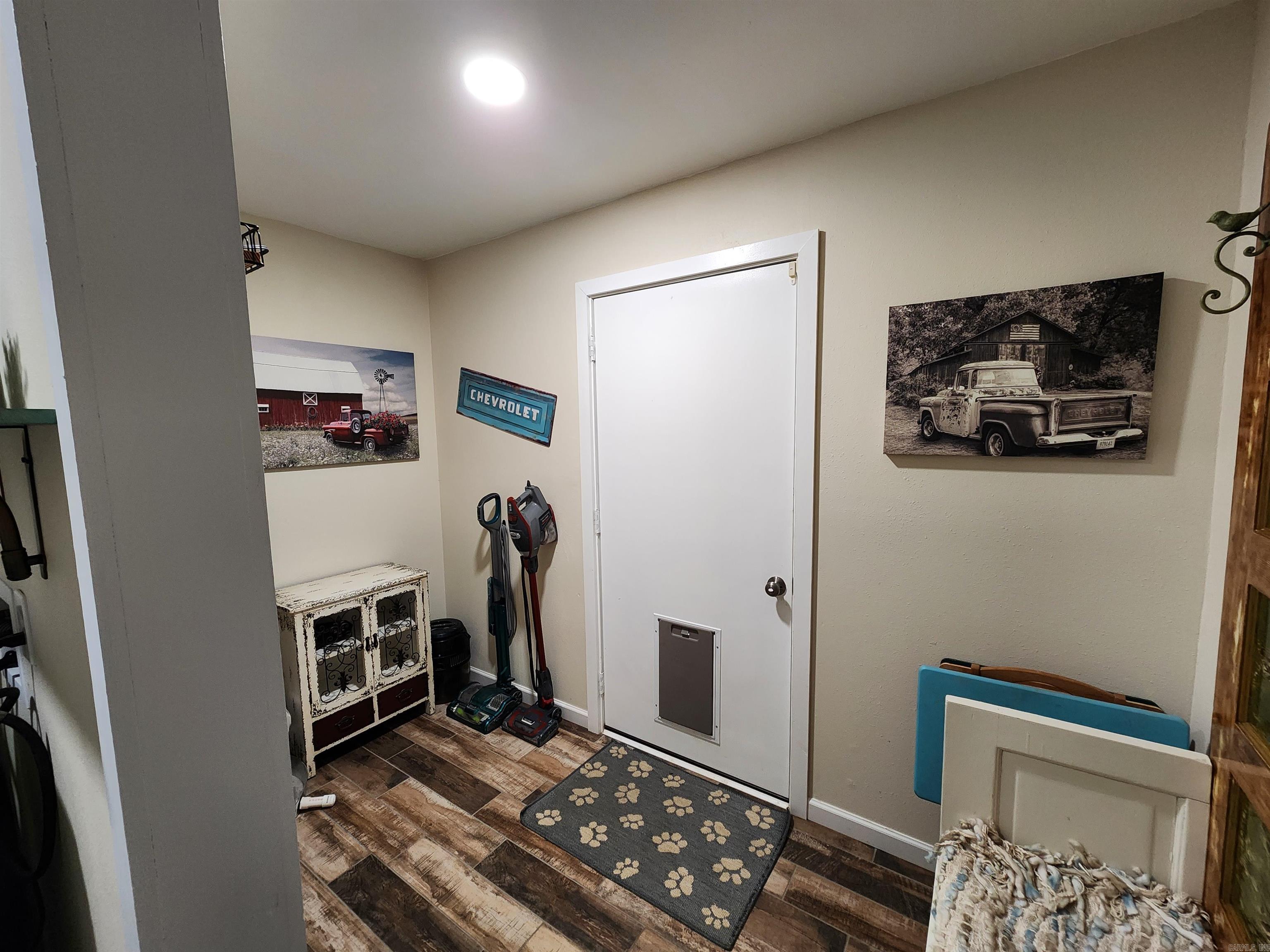 Lowe - Residential