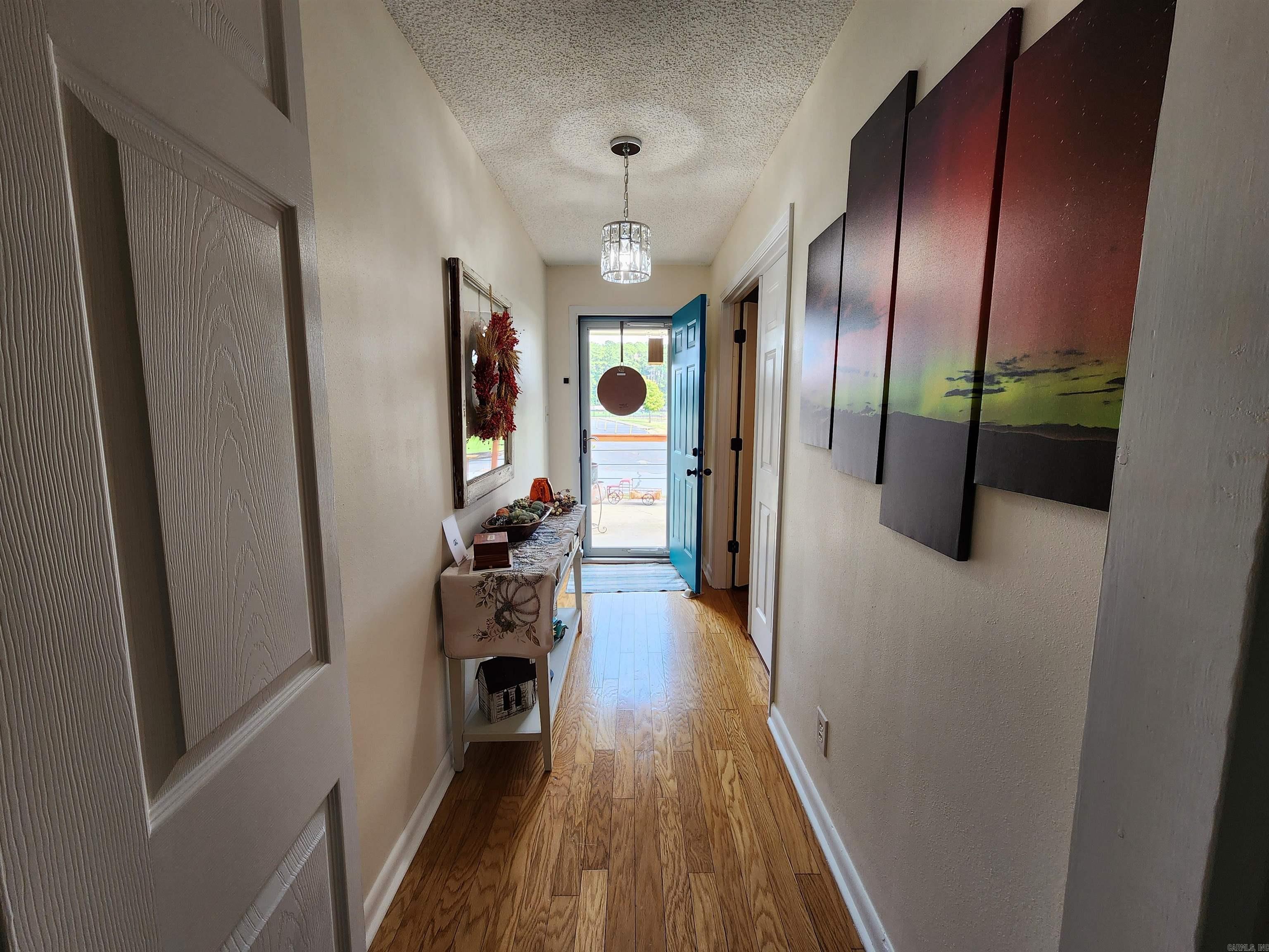 Lowe - Residential