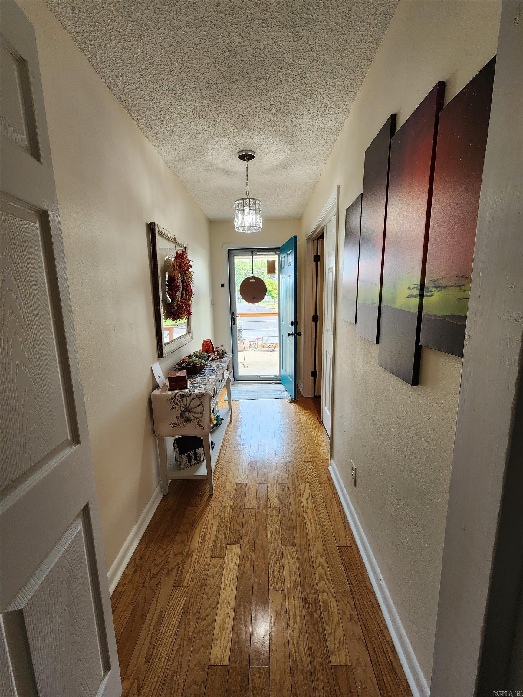 Lowe - Residential