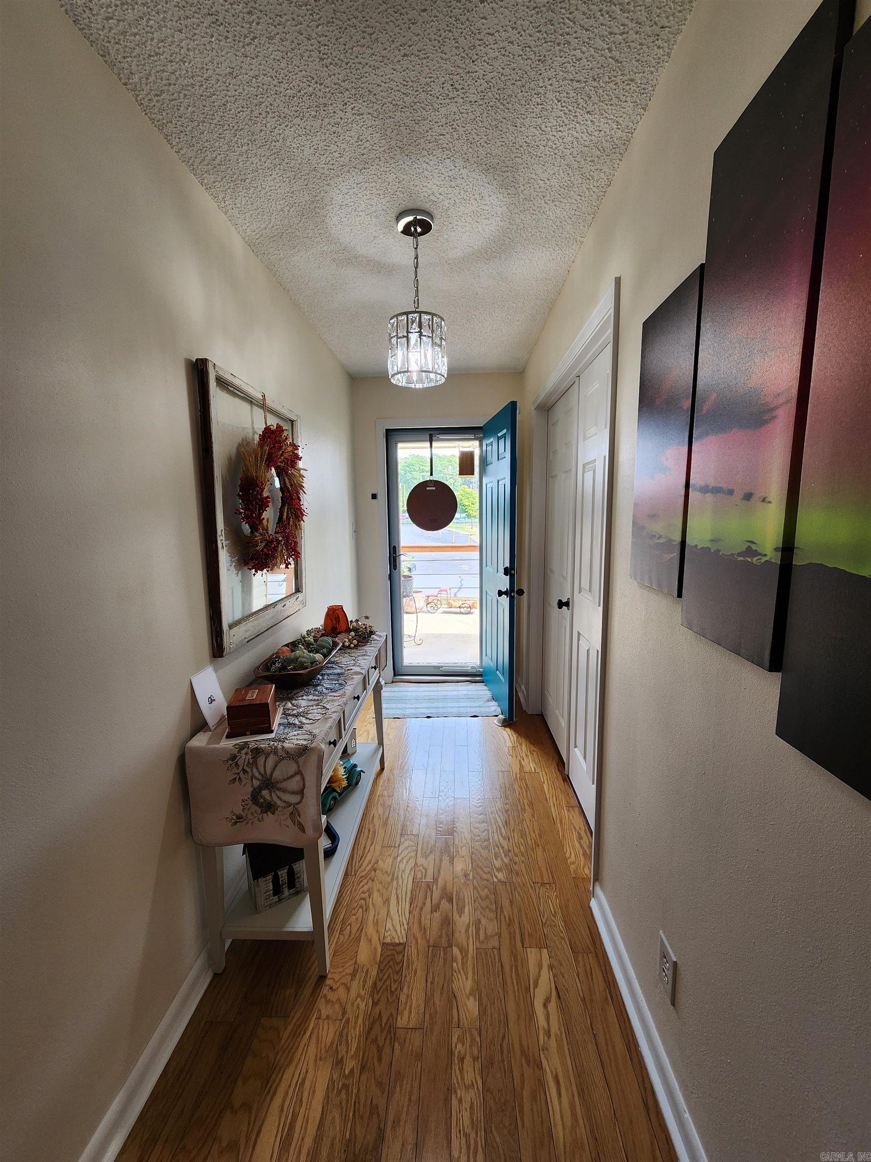Lowe - Residential