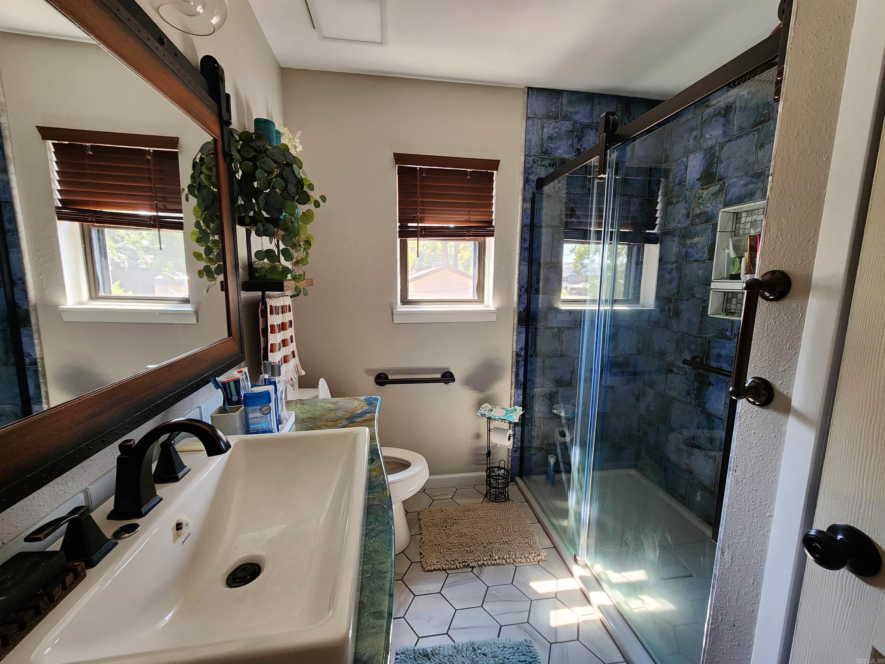 Lowe - Residential