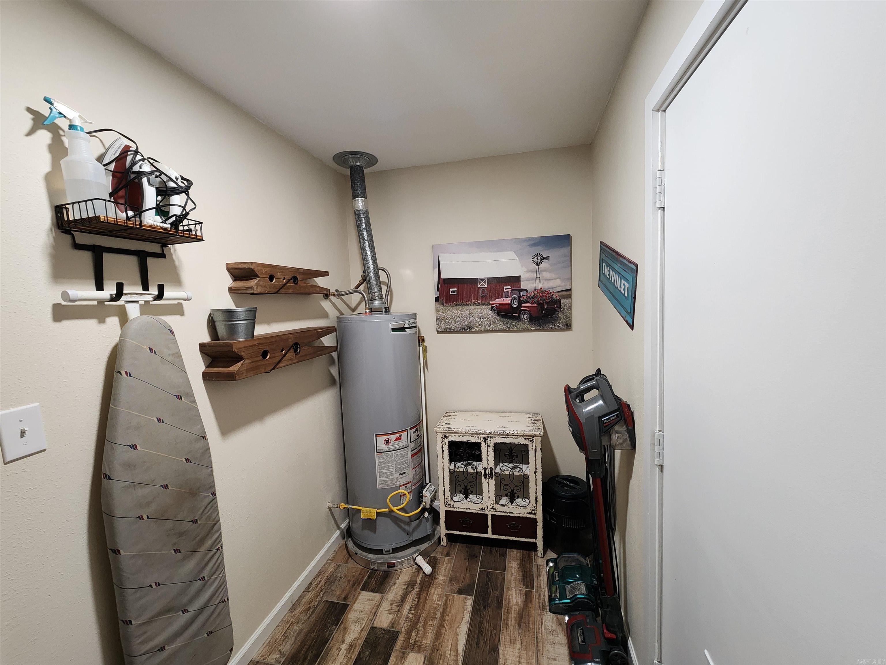 Lowe - Residential