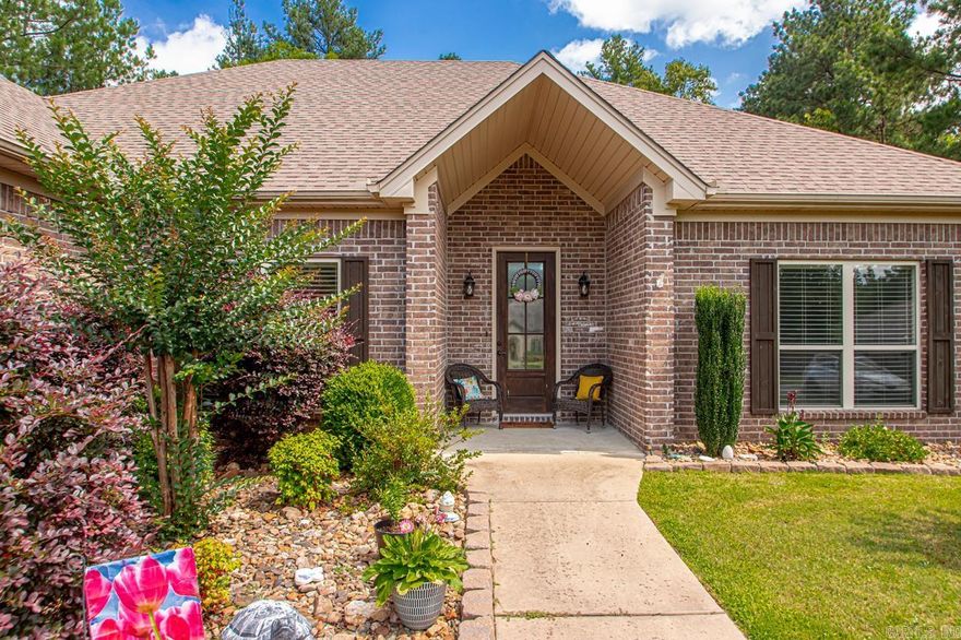 What a great opportunity to own a beautiful home in Pinewood Estates on .92 acre lot.  There is so much detail in this home:  High ceiling, open floor plan with large kitchen island, custom cabinets, granite counter tops, split floor plan, rock fireplace, large closets, wonderful screened in back porch, French drain in backyard for irrigation, water running to shop with frost-proof hydrant, 16x24 Gable extension to shop. Shop is 36x24.  Shop is wired to back feed house with generator from shop. Shop has a heater hardwired into the electrical. Second driveway built to shop.  Flagstone patio added. 10x10 shed inside the fence and stone firepit in the backyard.  Tornado shelter in the garage floor.  Agents See REMARKS!