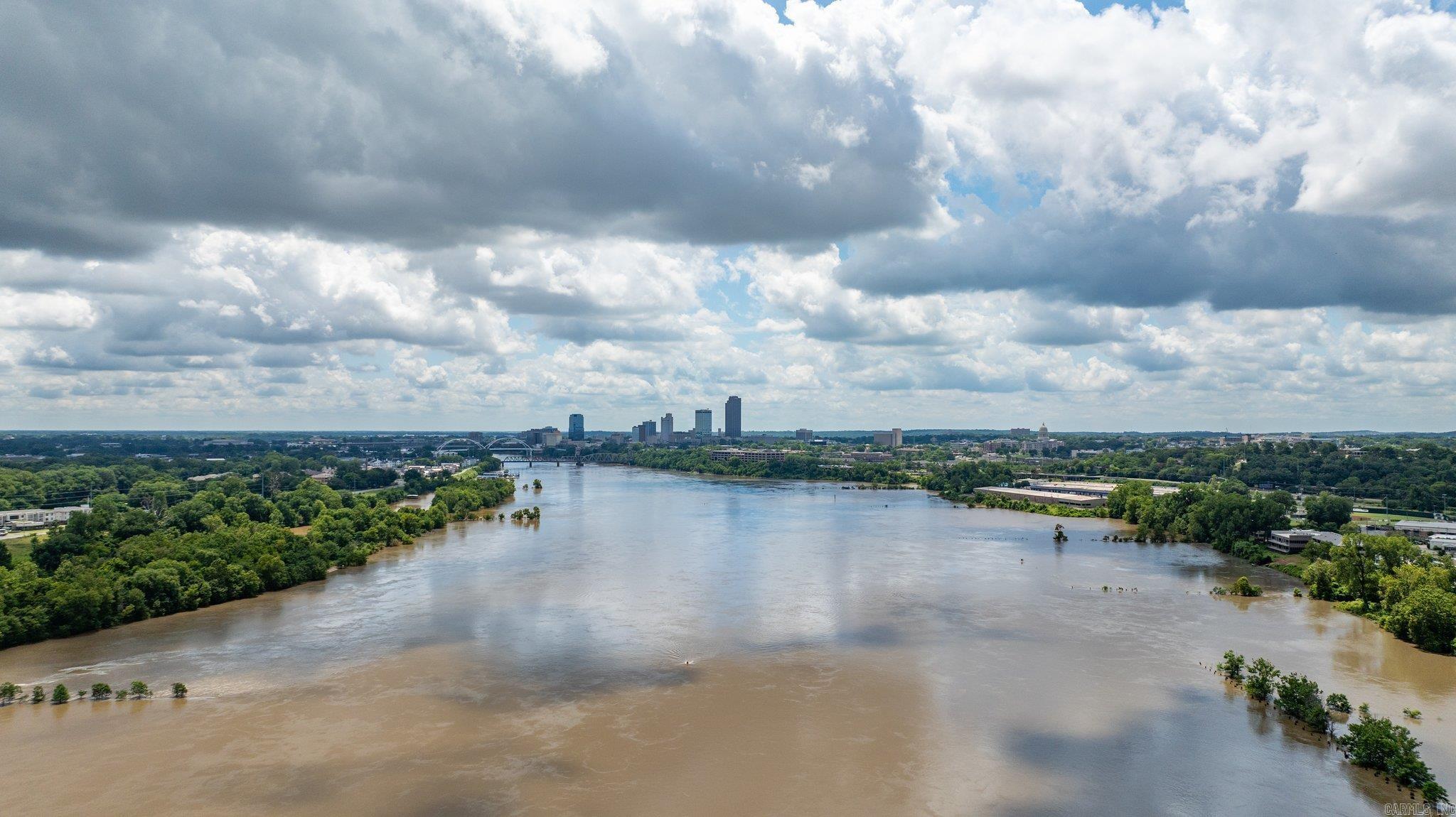 RIVERBEND HPR - Residential