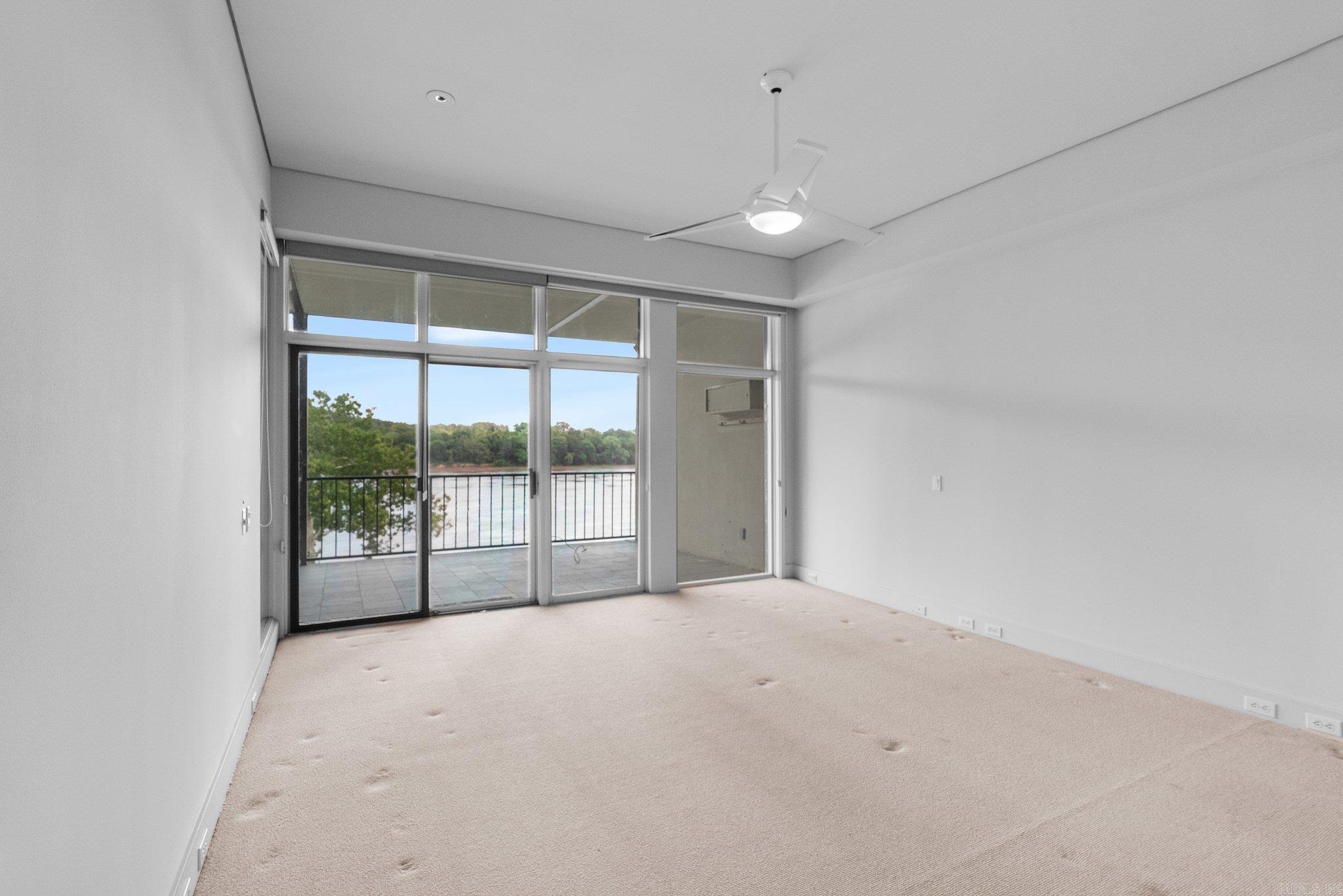 RIVERBEND HPR - Residential