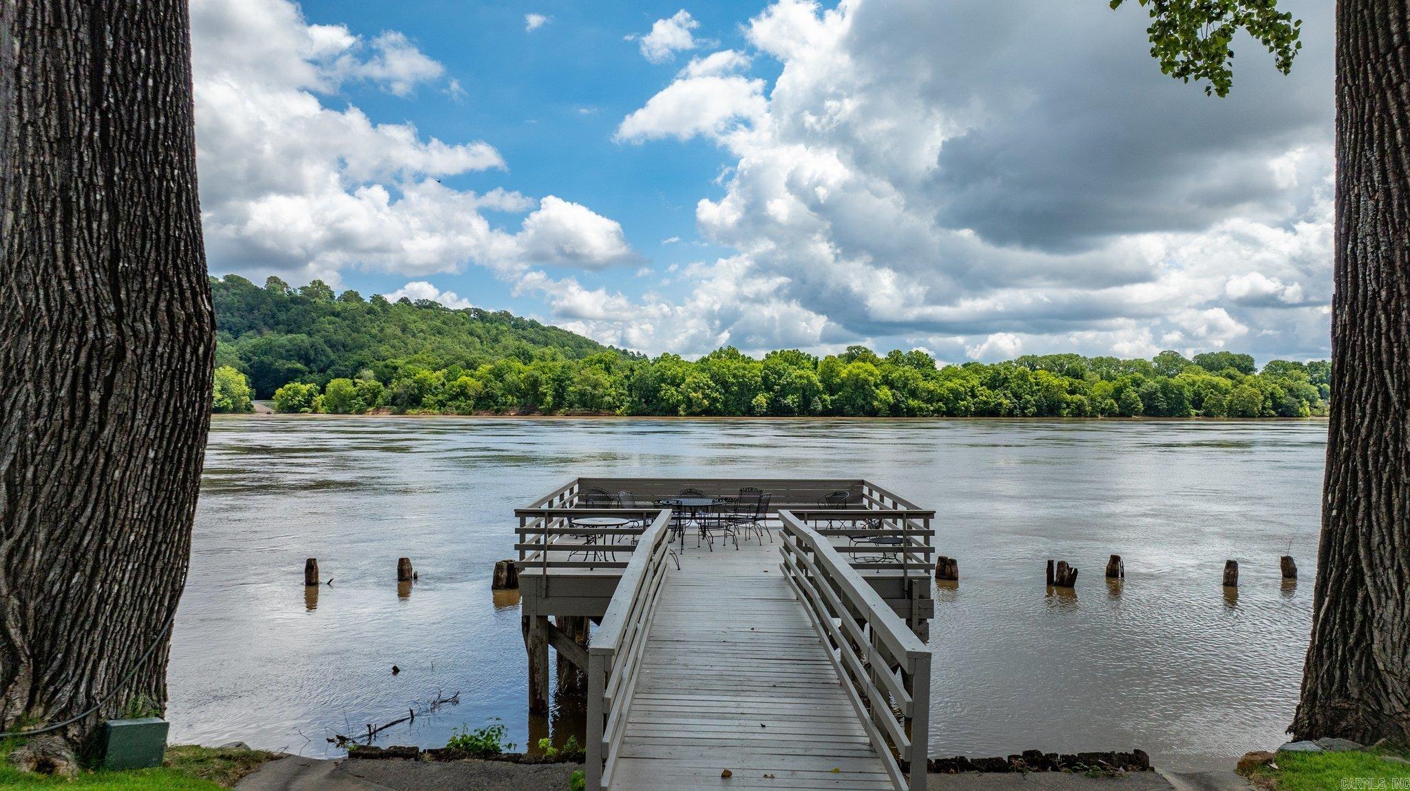 RIVERBEND HPR - Residential