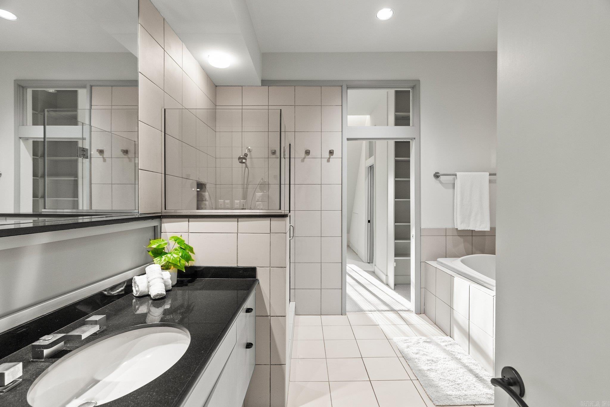 RIVERBEND HPR - Residential