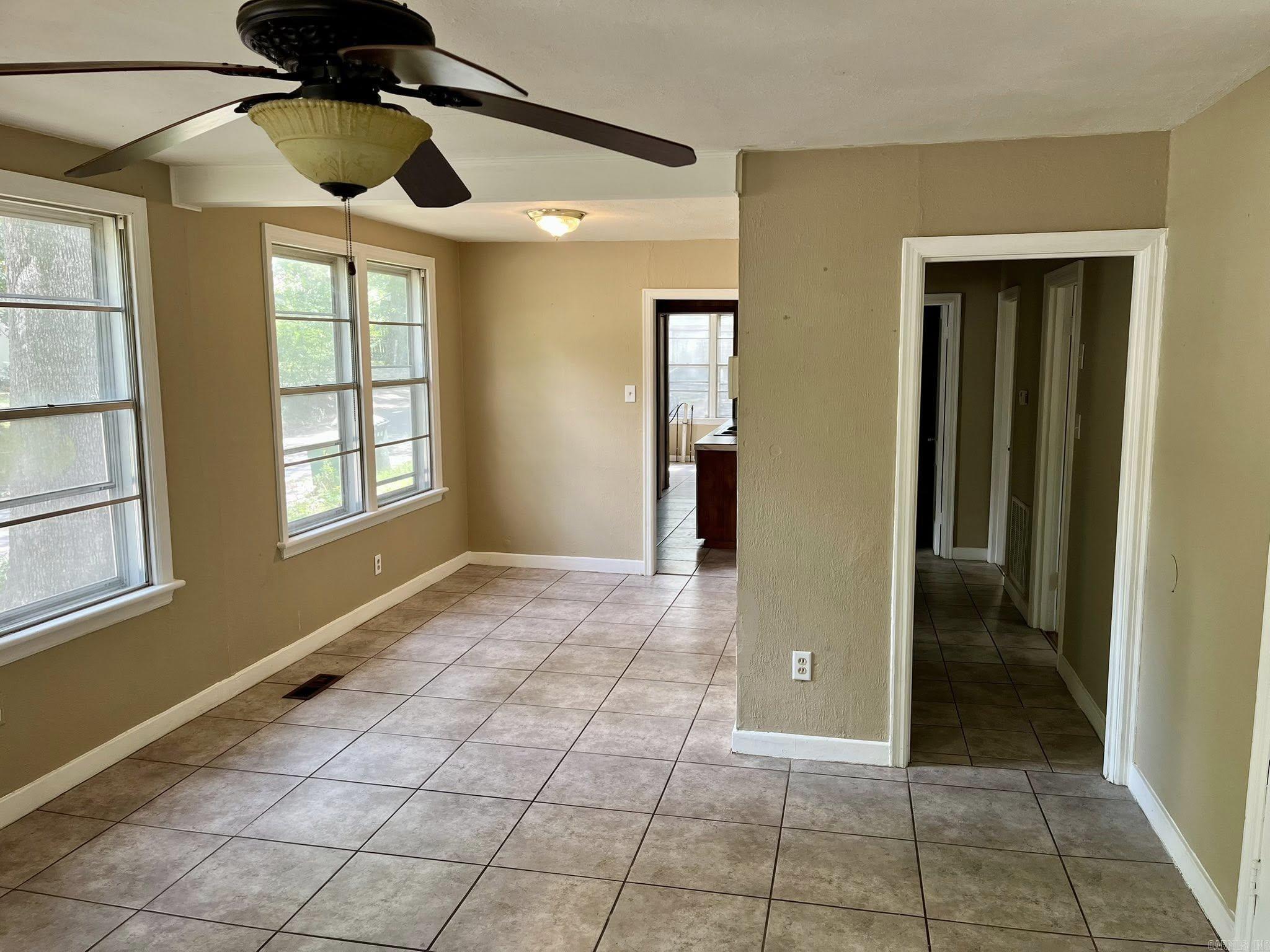 OAK FOREST - Residential Lease