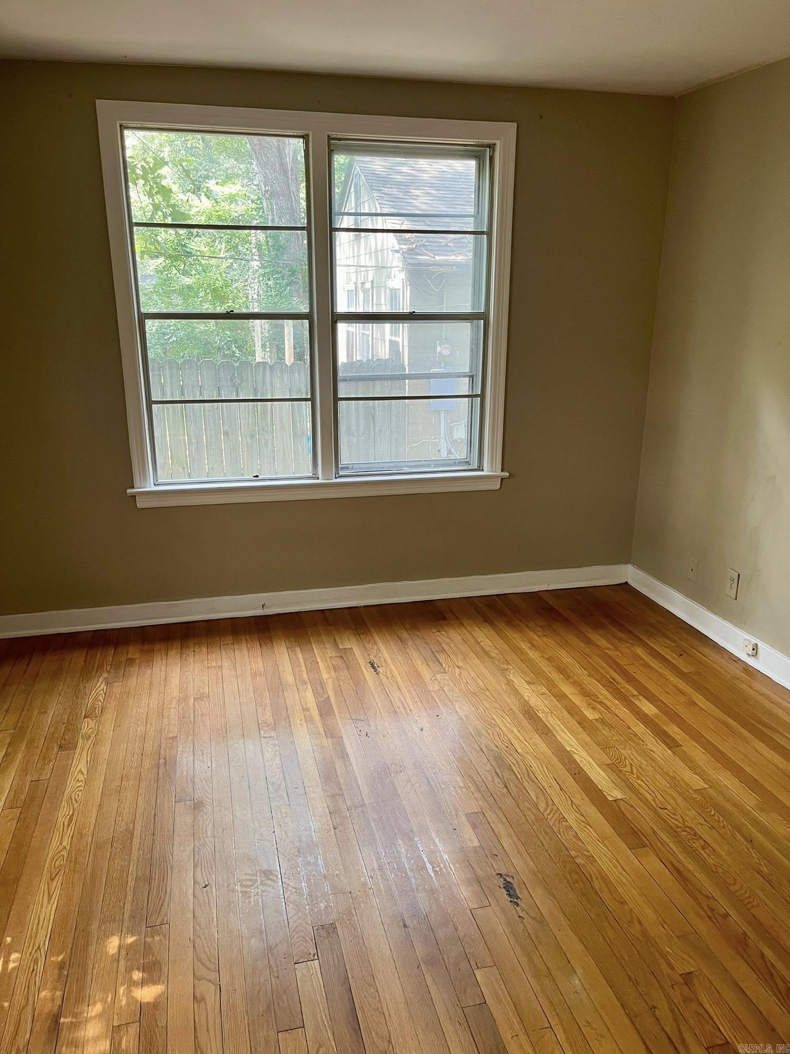 OAK FOREST - Residential Lease