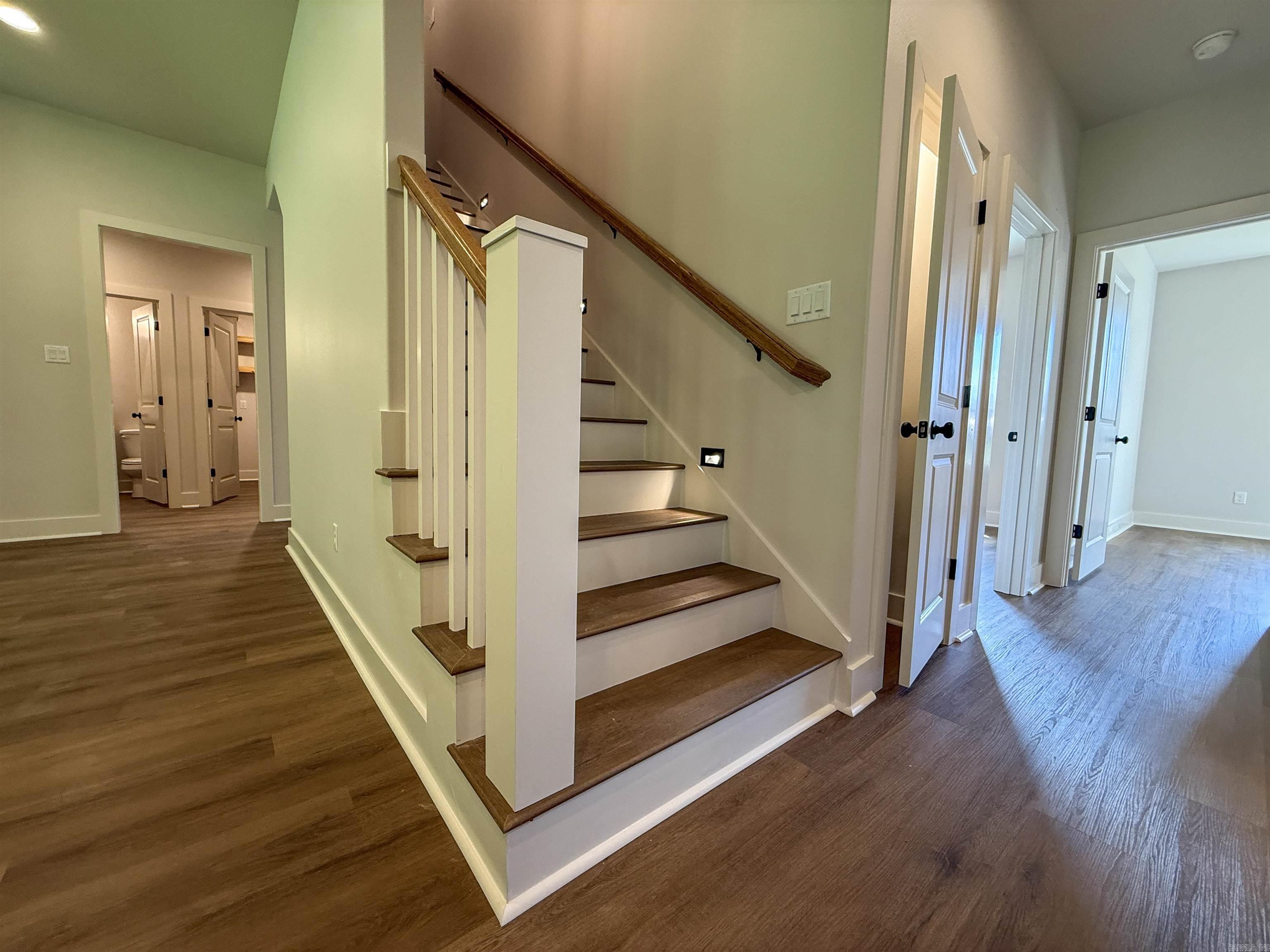 FOXWOOD GARDENS - Residential