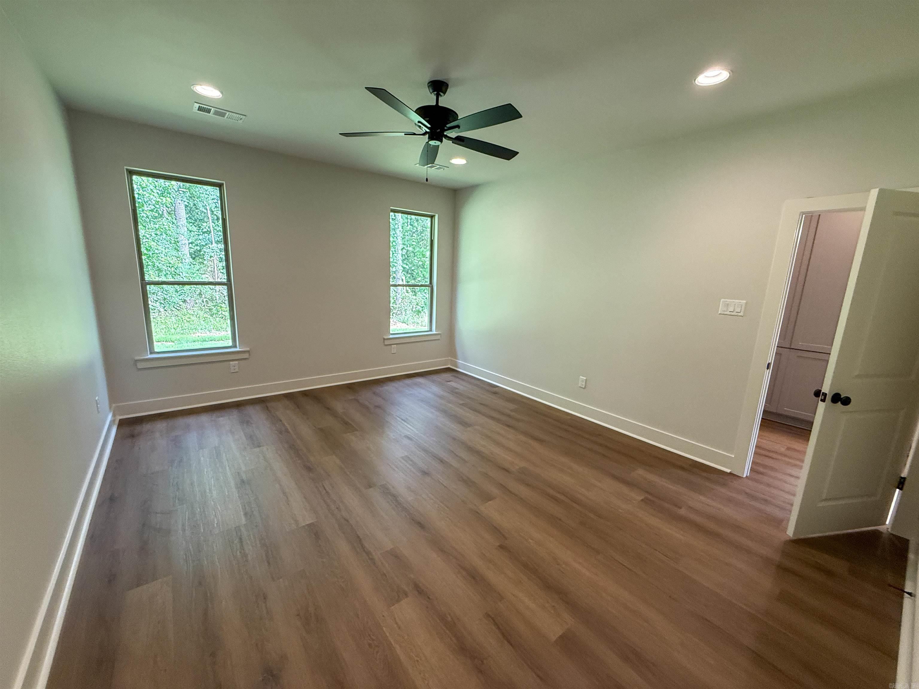 FOXWOOD GARDENS - Residential