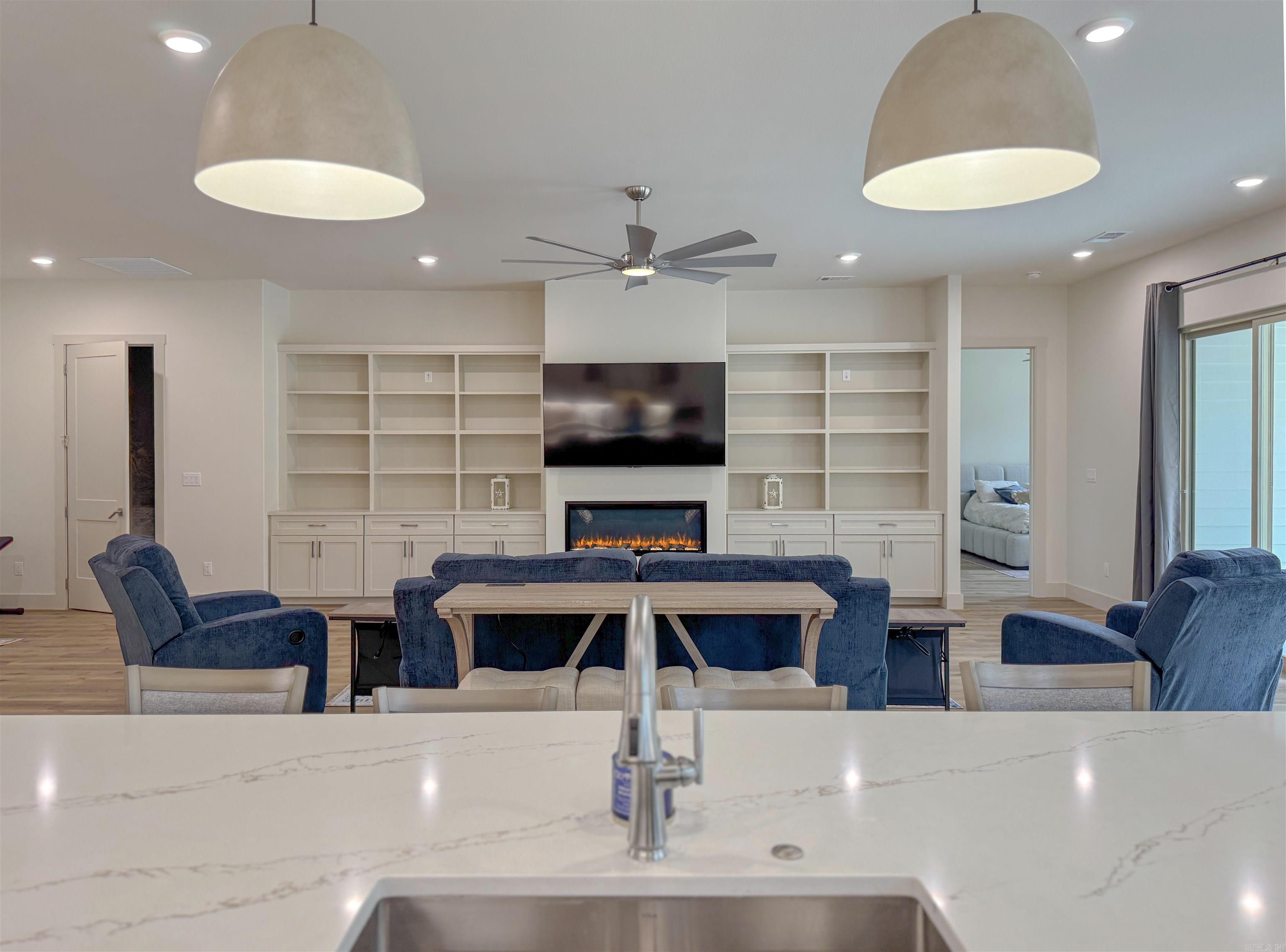 SAN PABLO - Residential