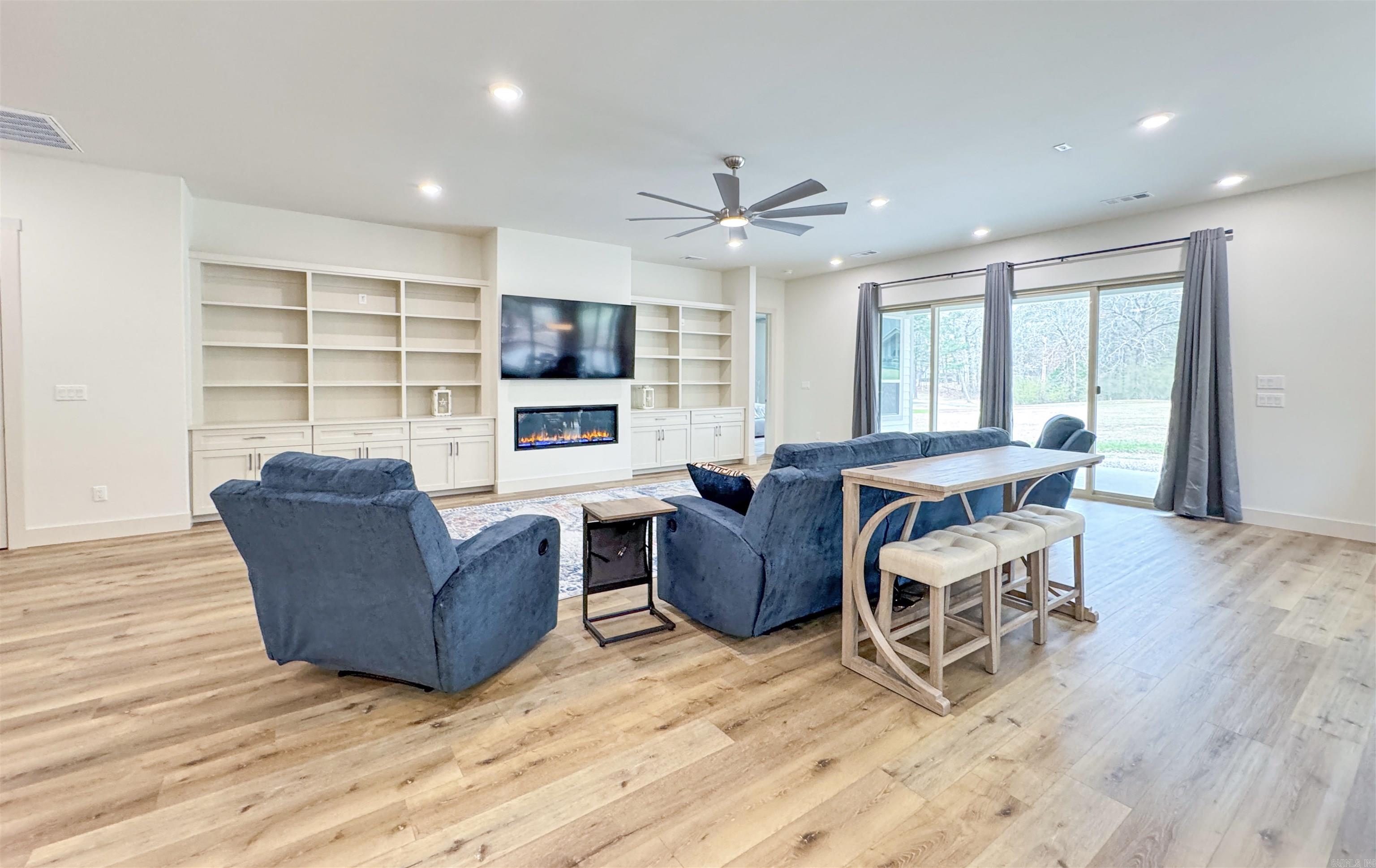 SAN PABLO - Residential