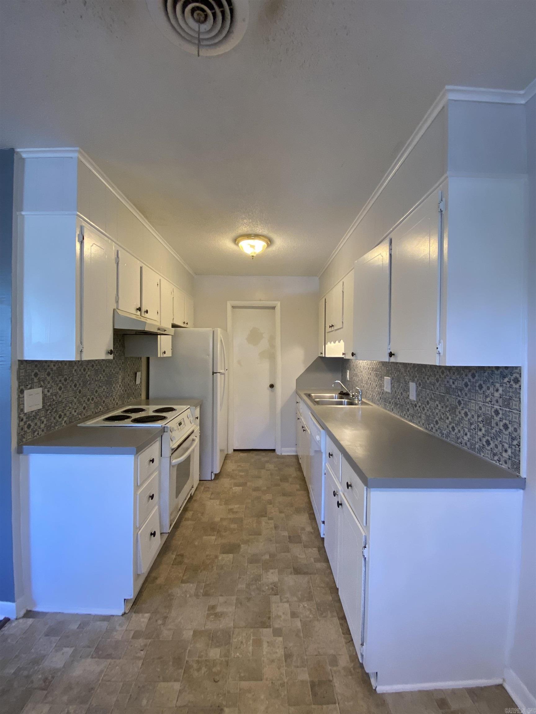 Park Ruby - Residential Income