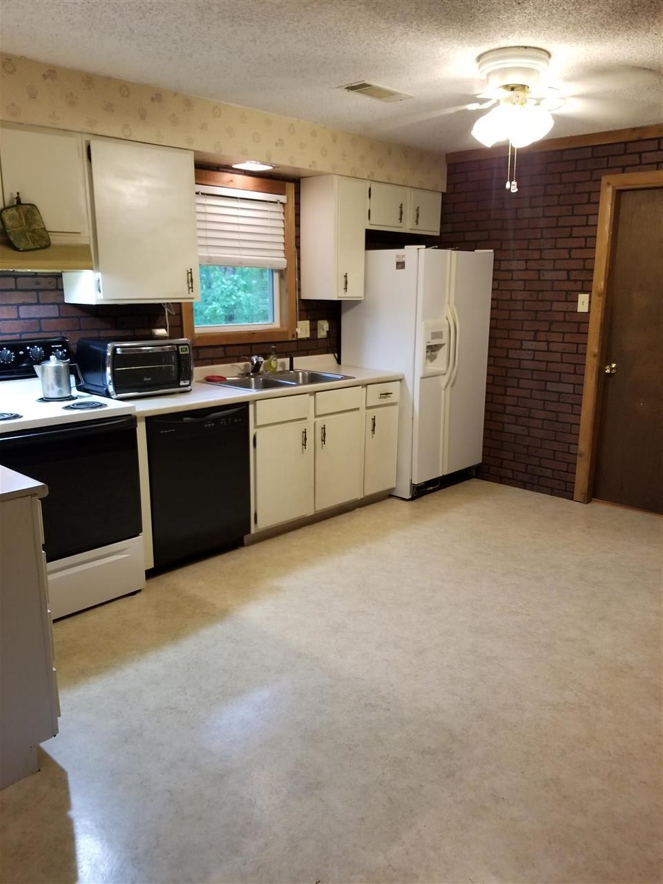 TIMBER LAKE - Residential