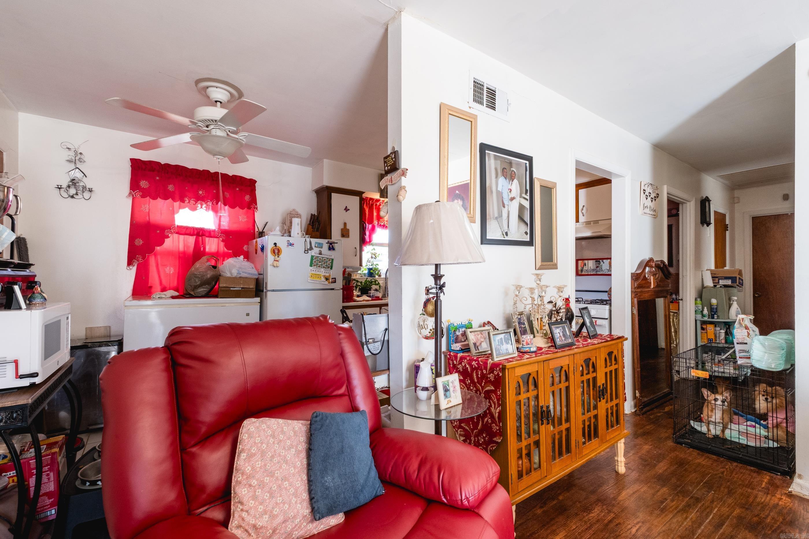 WAKEFIELD VILLAGE - Residential