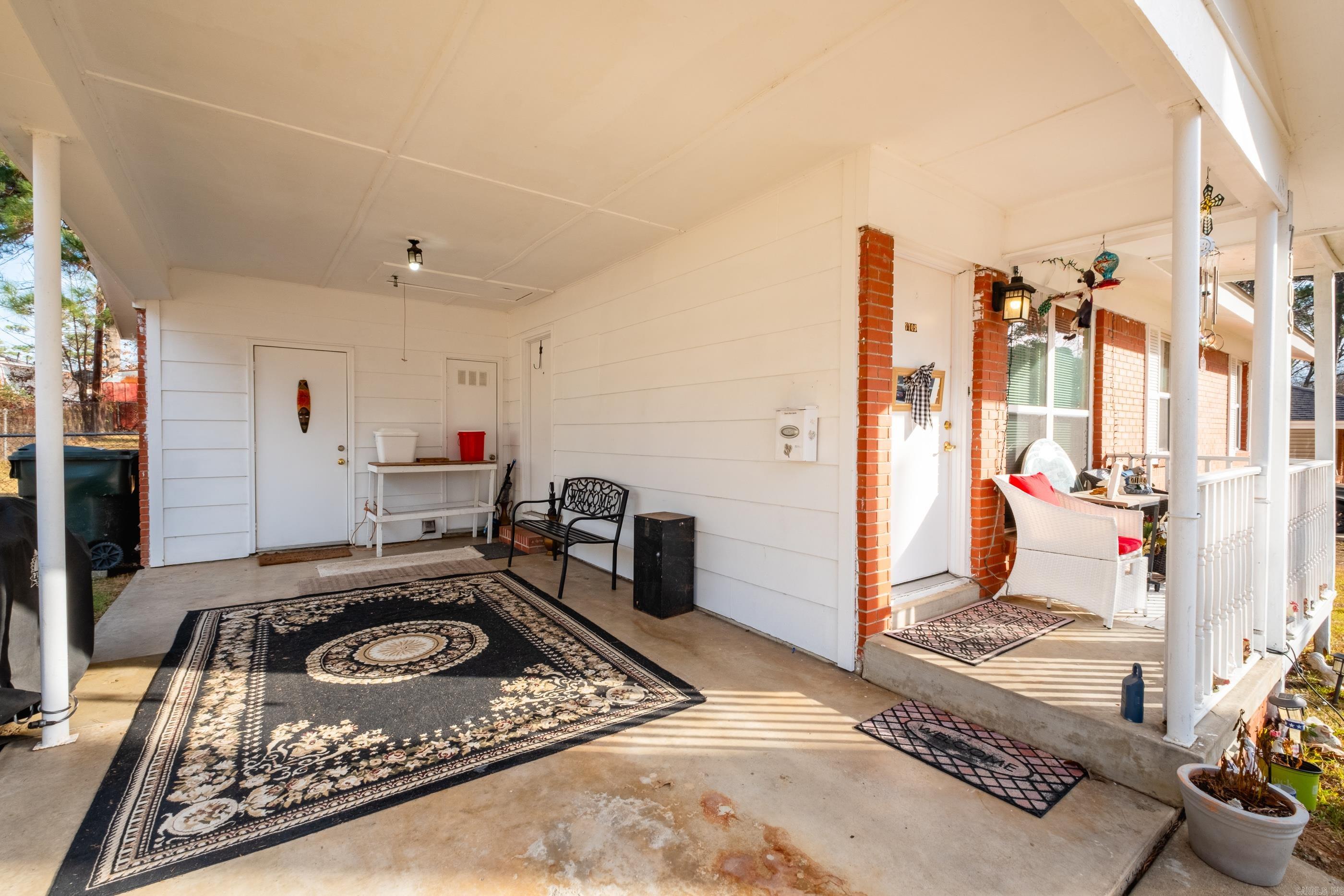 WAKEFIELD VILLAGE - Residential