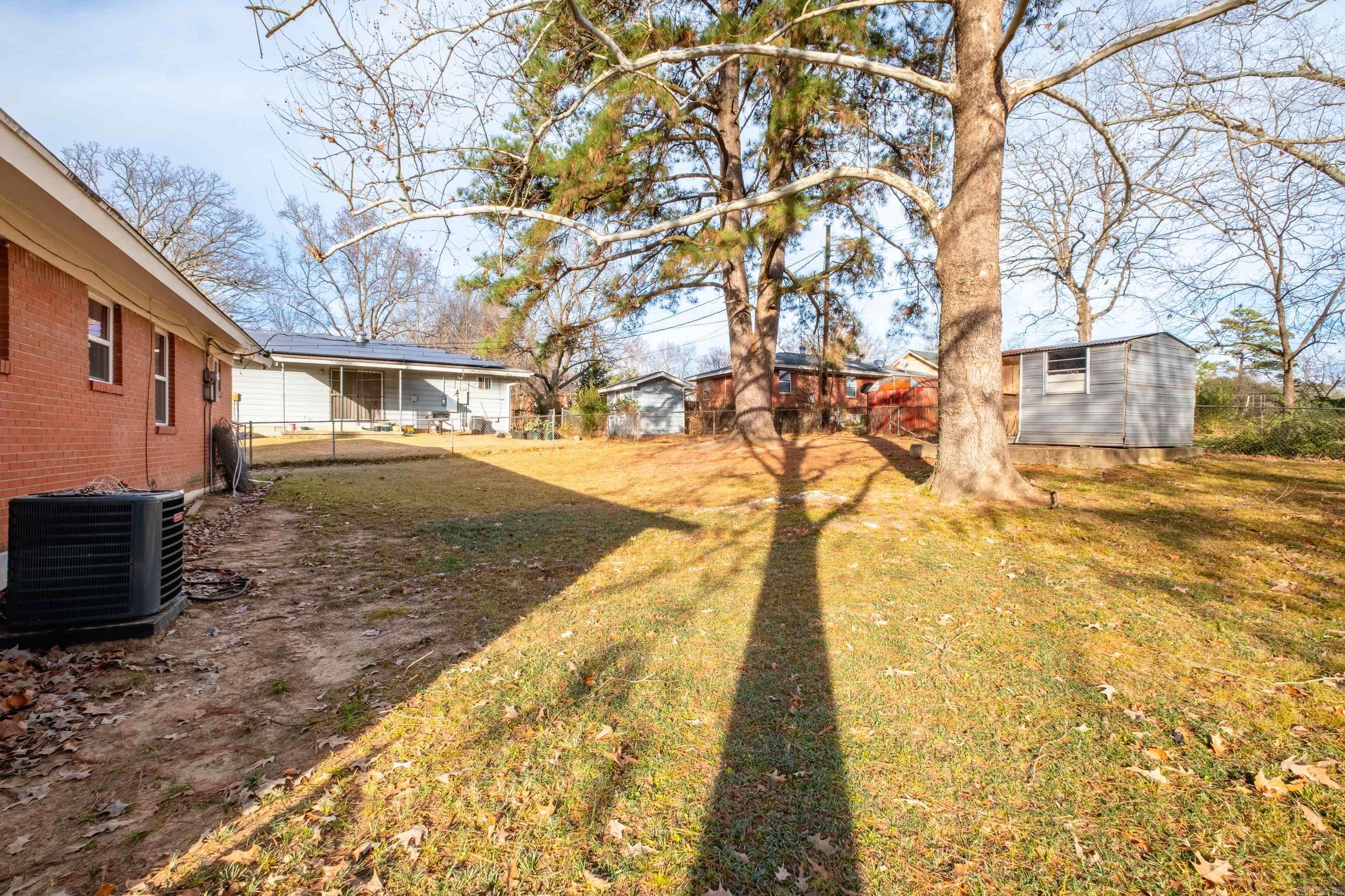 WAKEFIELD VILLAGE - Residential