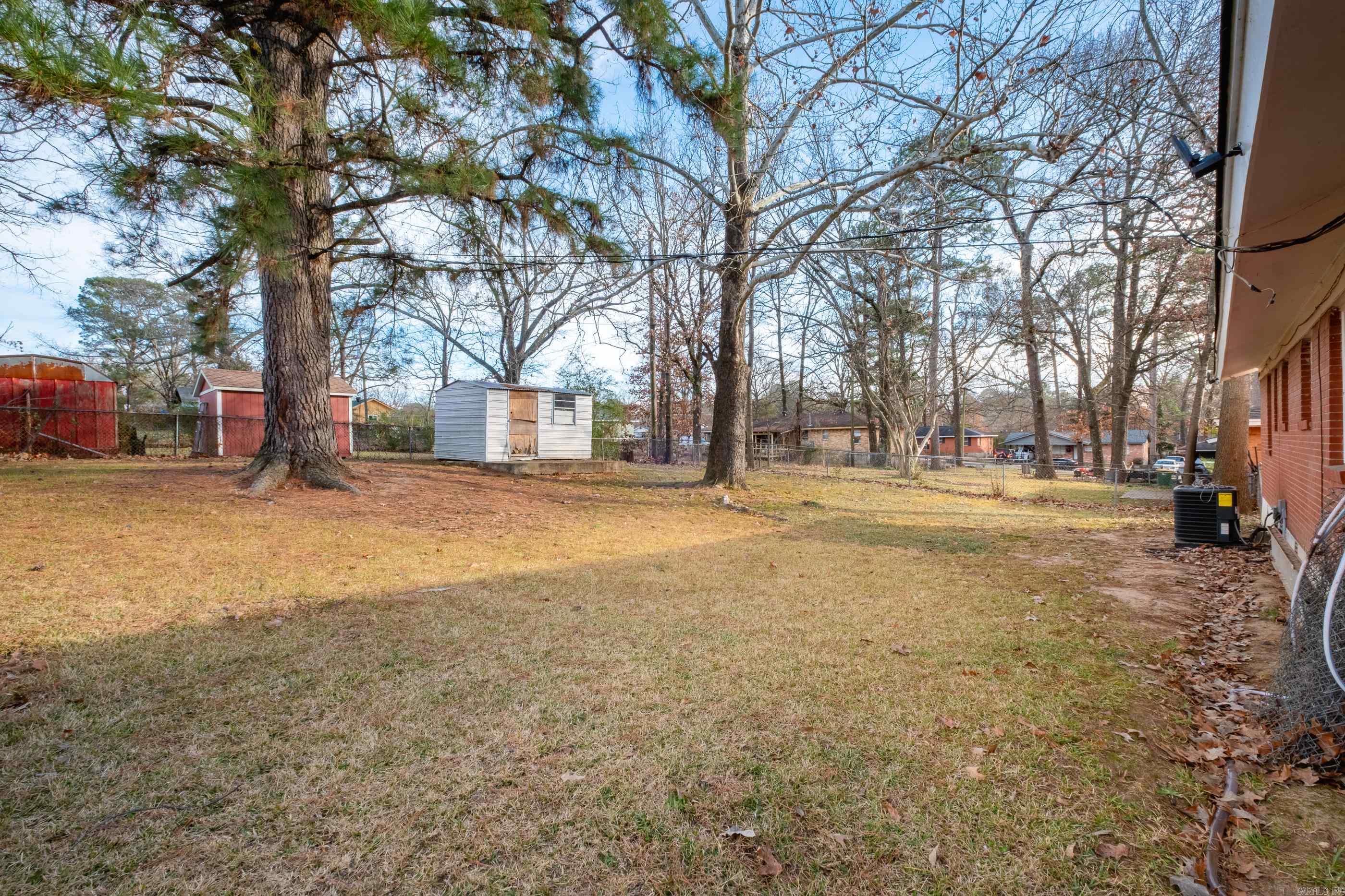 WAKEFIELD VILLAGE - Residential