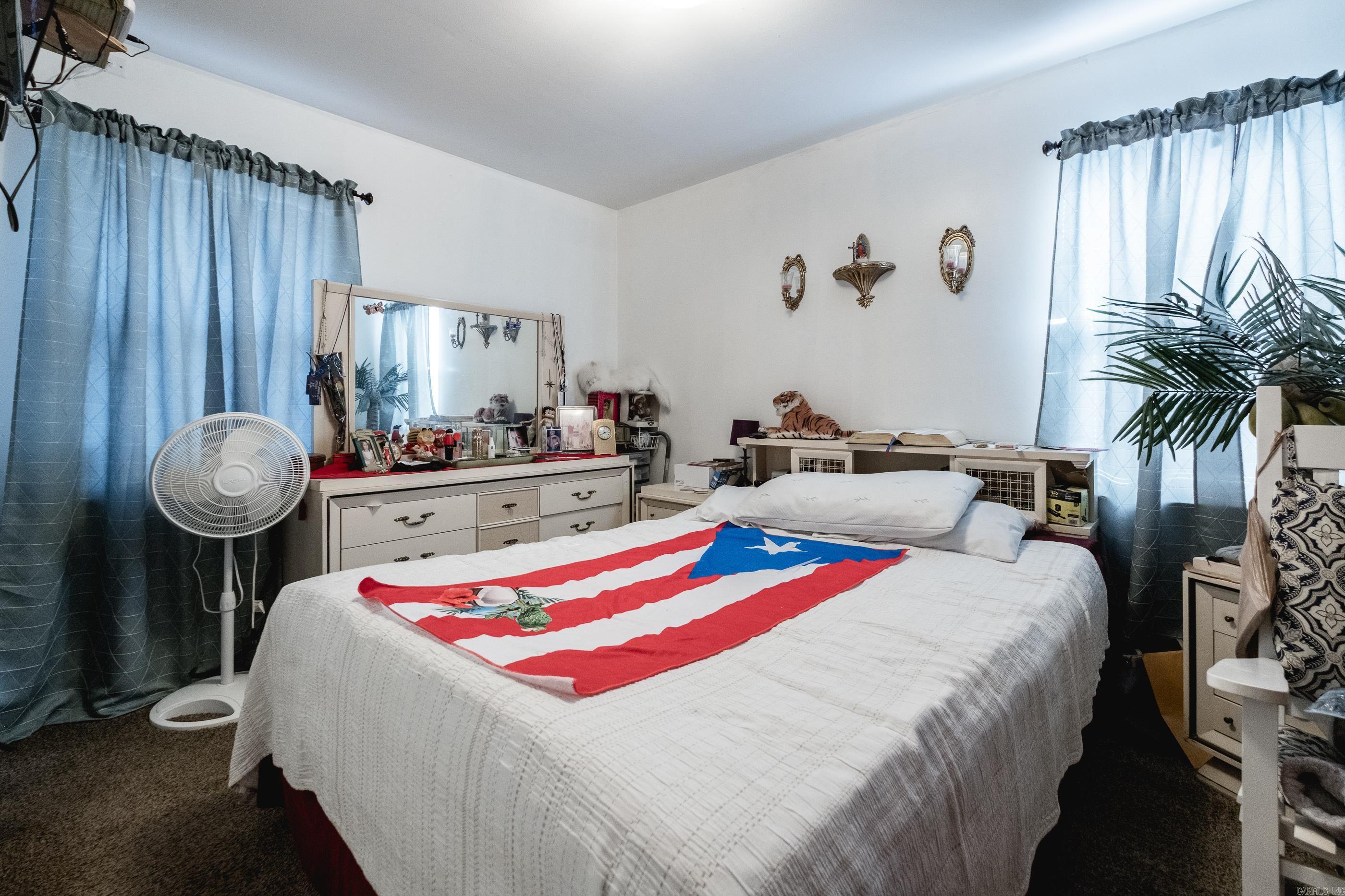 WAKEFIELD VILLAGE - Residential