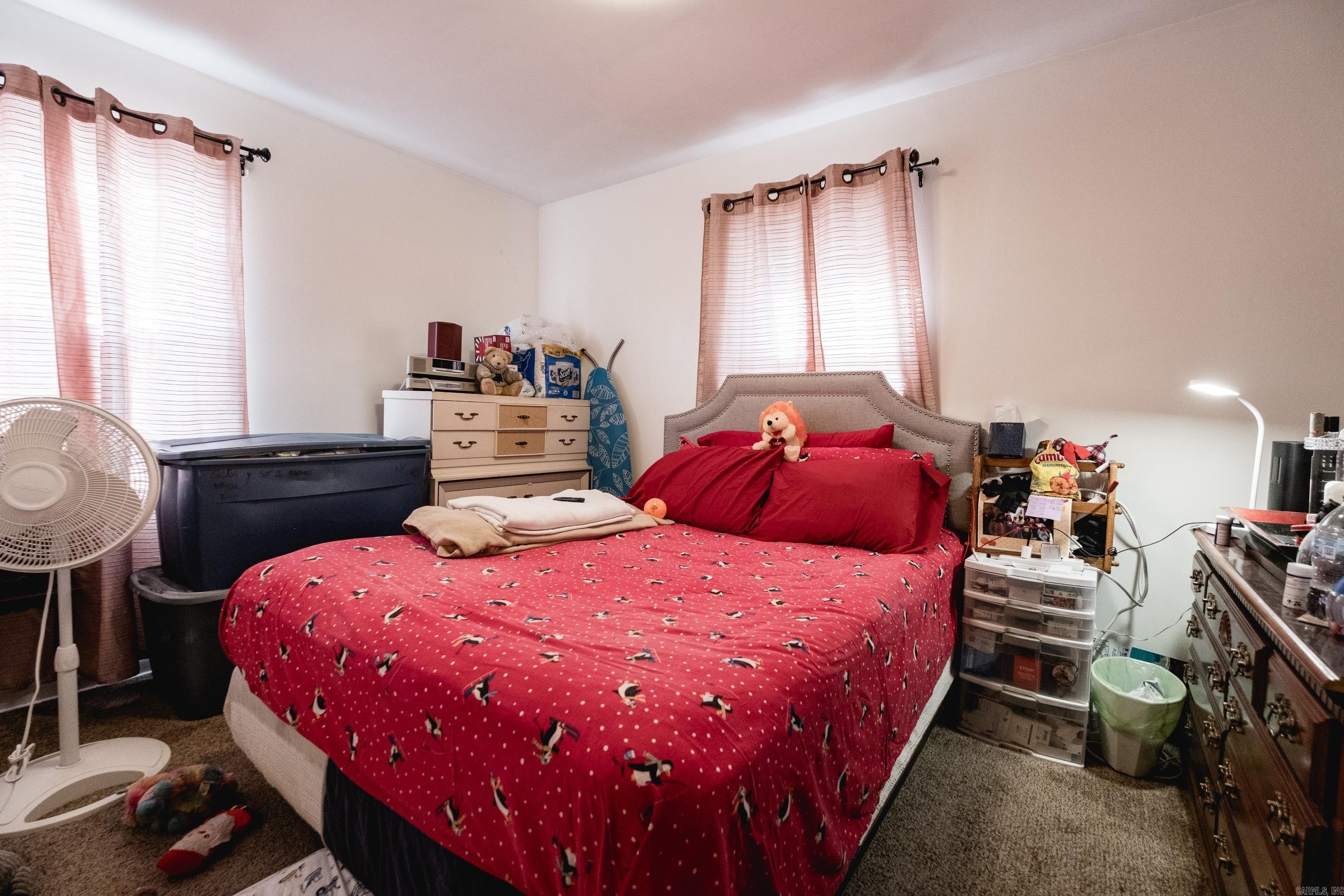 WAKEFIELD VILLAGE - Residential