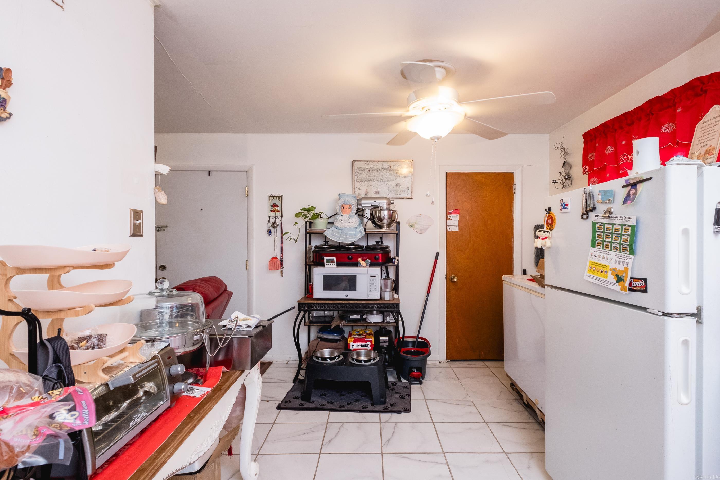 WAKEFIELD VILLAGE - Residential