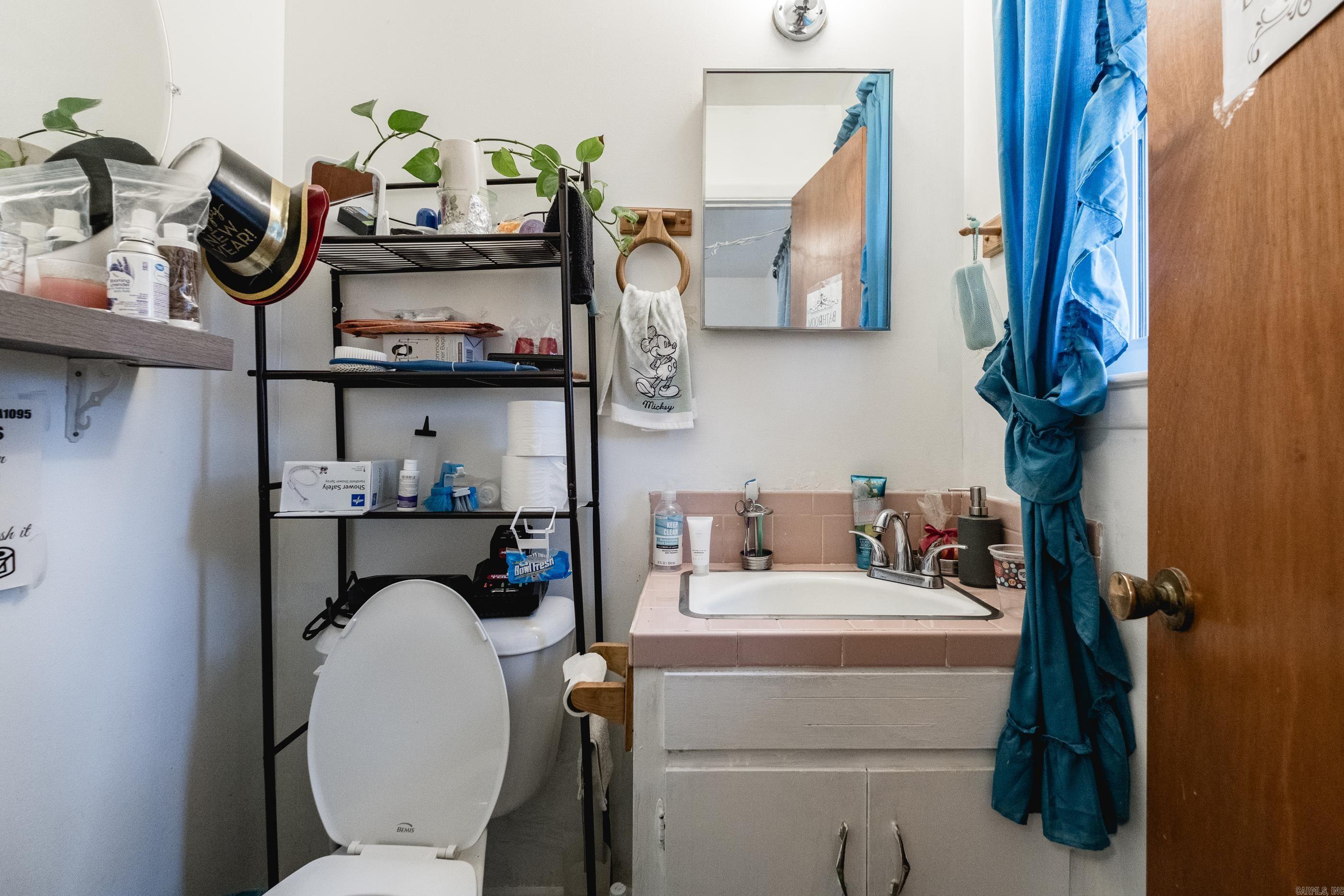 WAKEFIELD VILLAGE - Residential