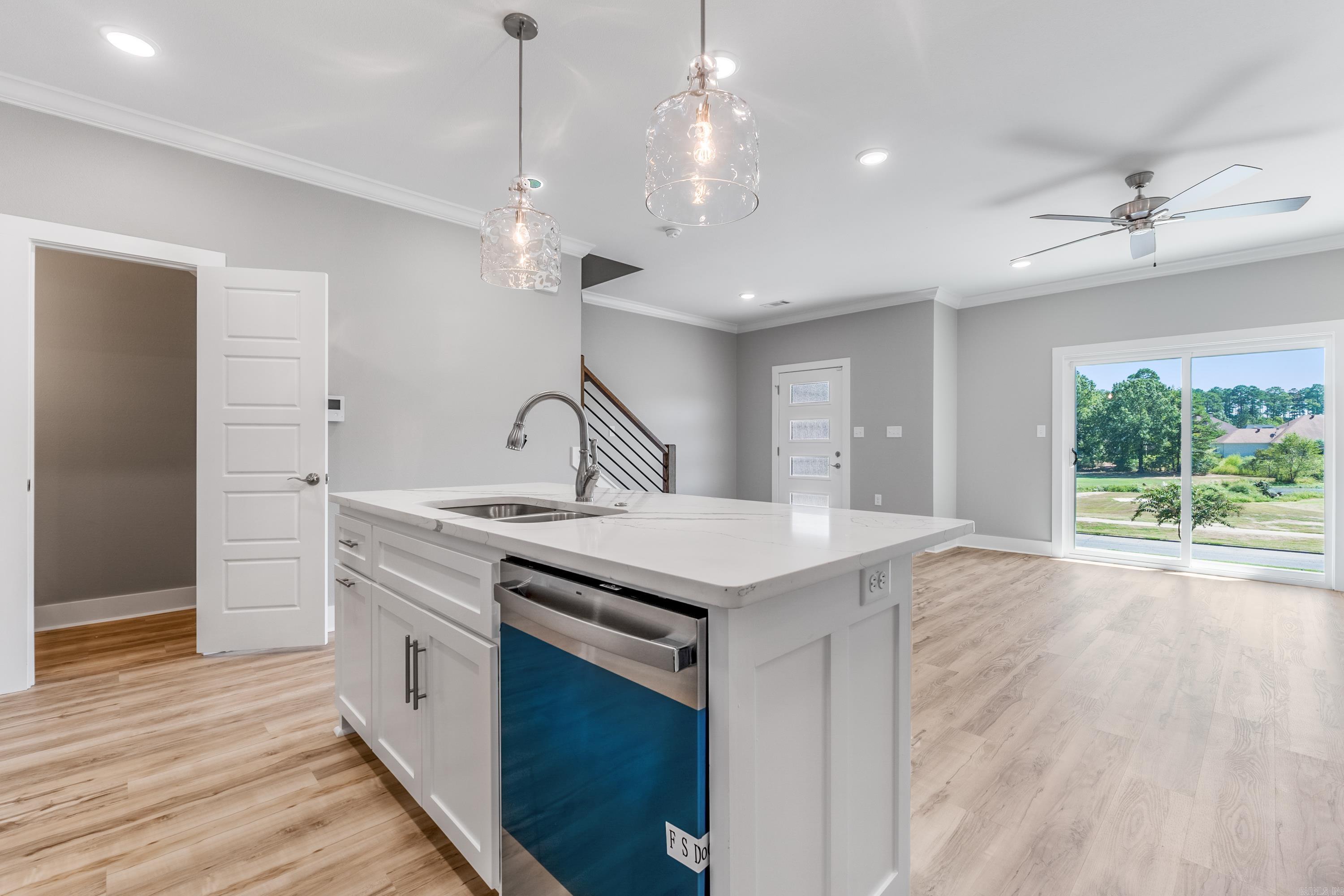 ISABELLE COURT - Residential