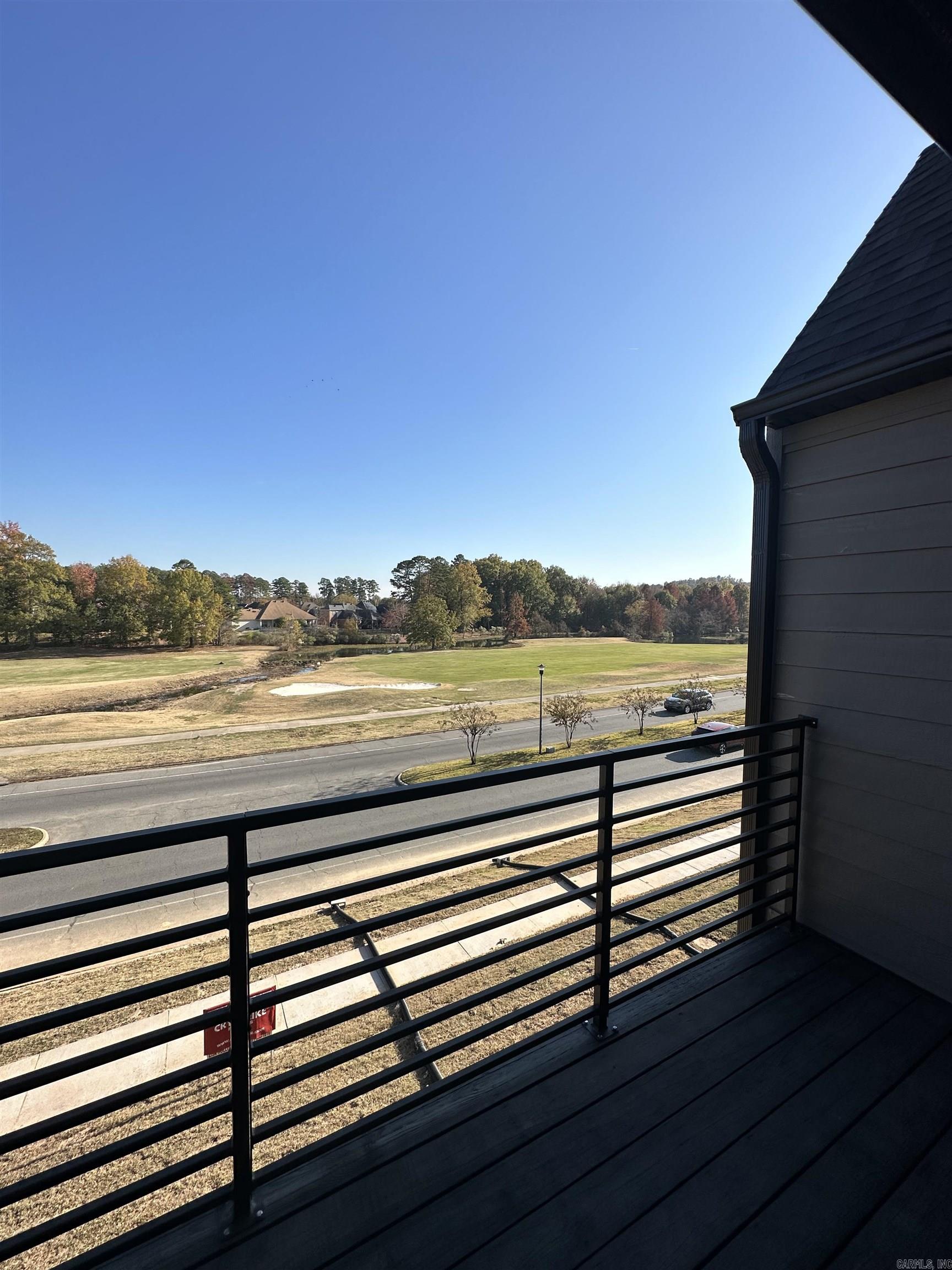 ISABELLE COURT - Residential