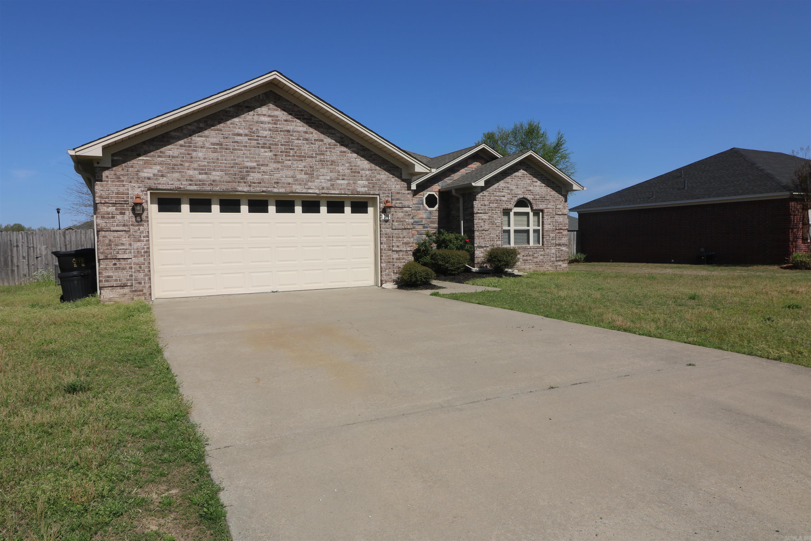 DEERFIELD ESTATES - Residential