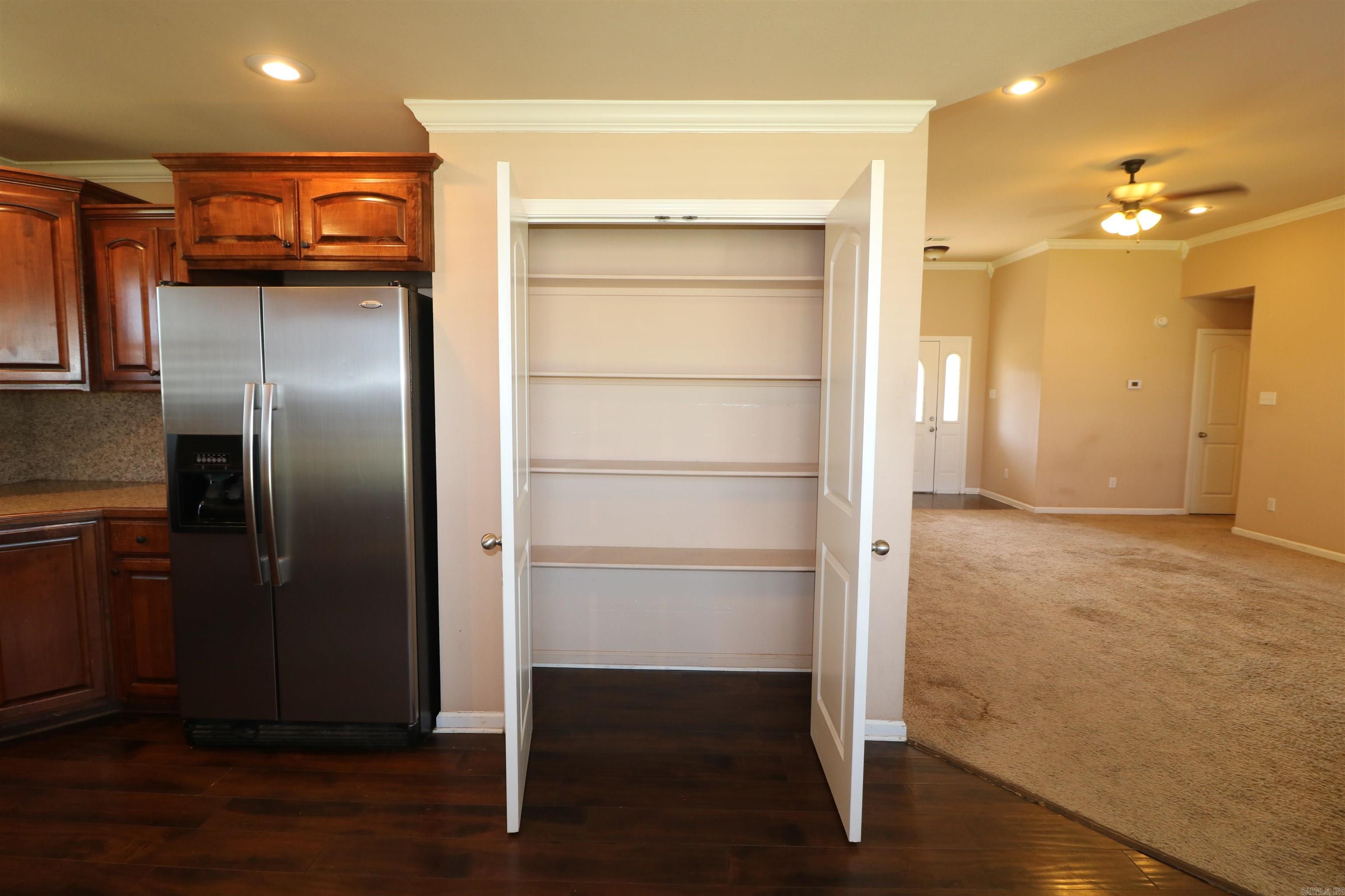 DEERFIELD ESTATES - Residential