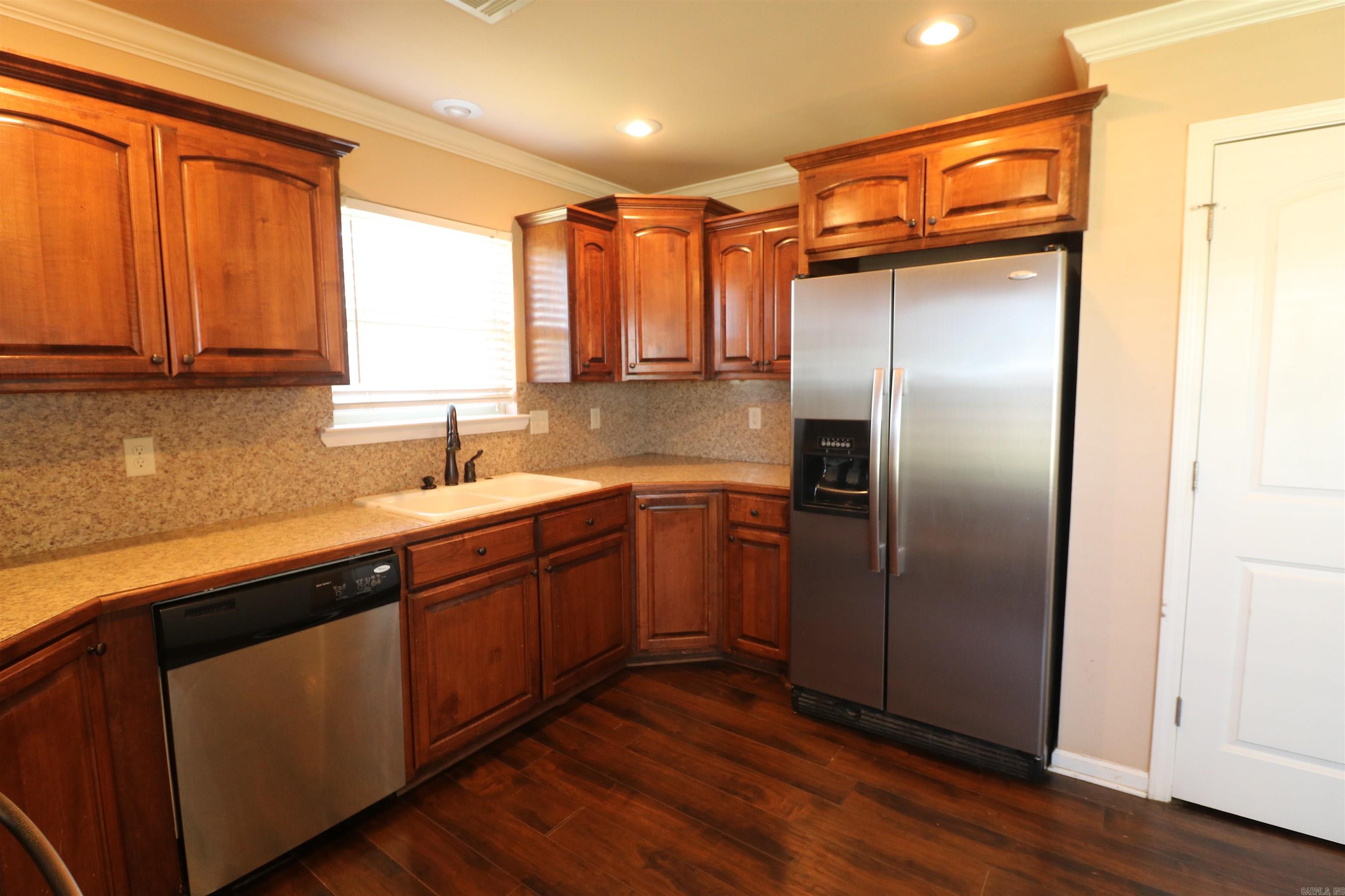 DEERFIELD ESTATES - Residential