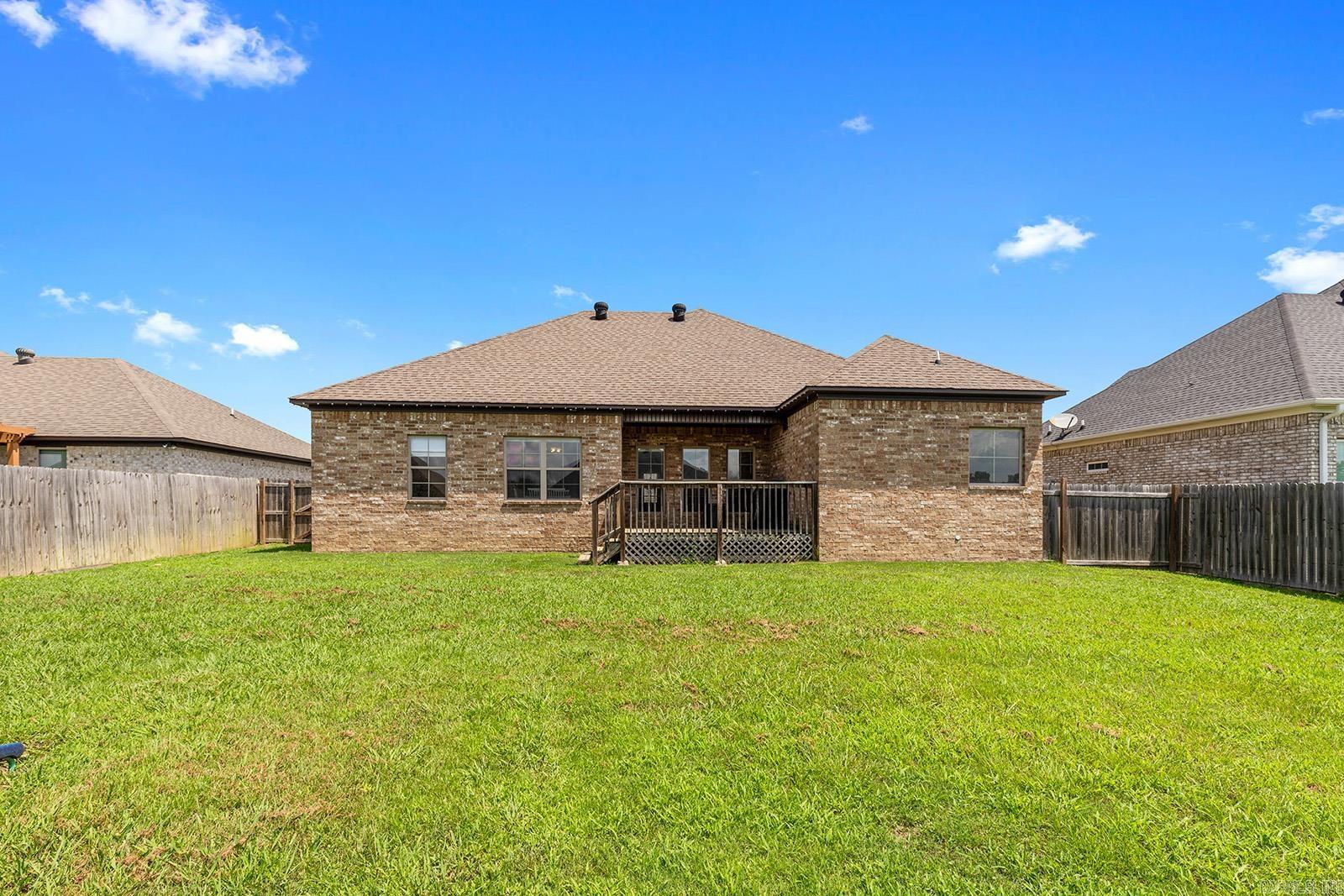 PARKWOOD MEADOWS - Residential