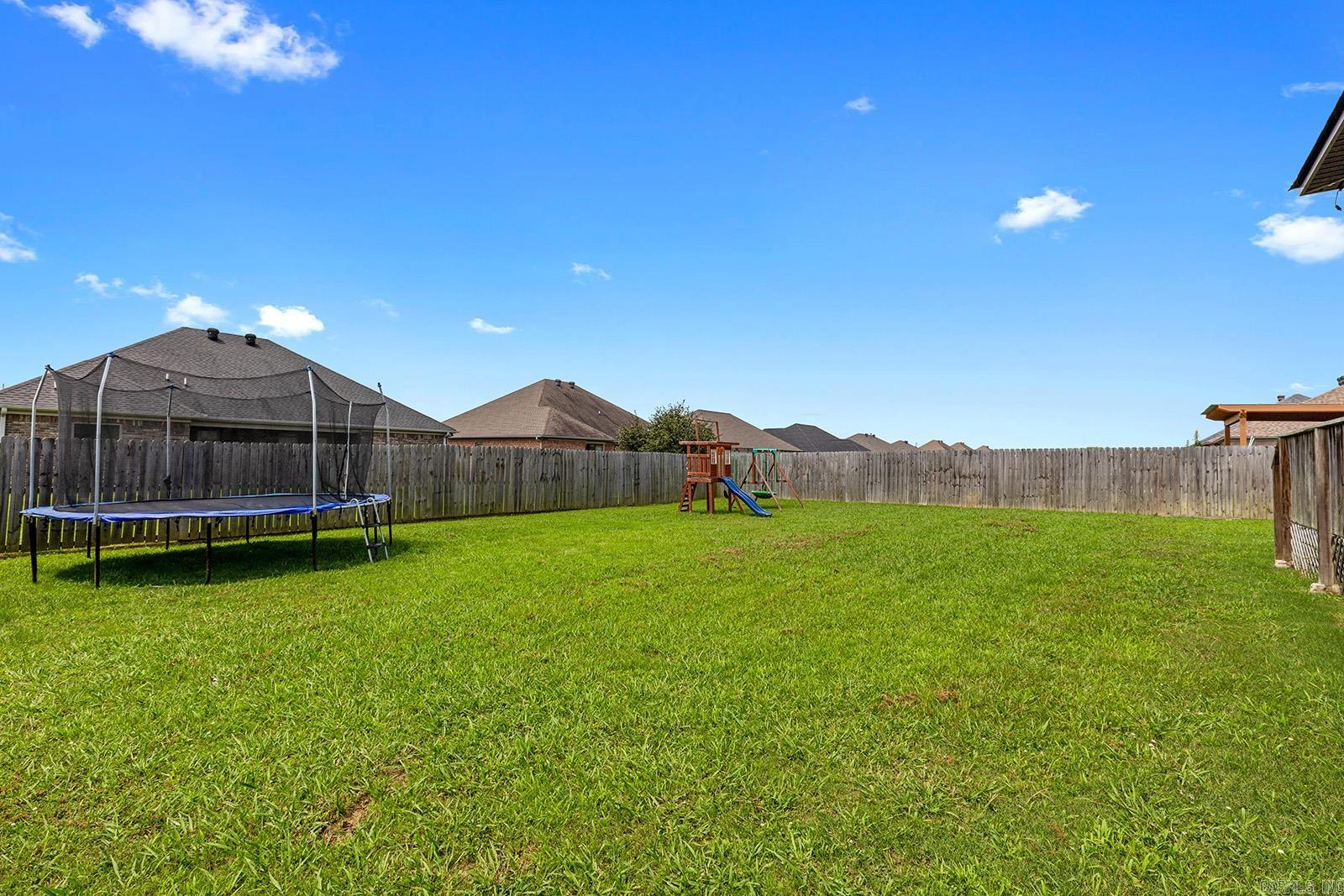 PARKWOOD MEADOWS - Residential