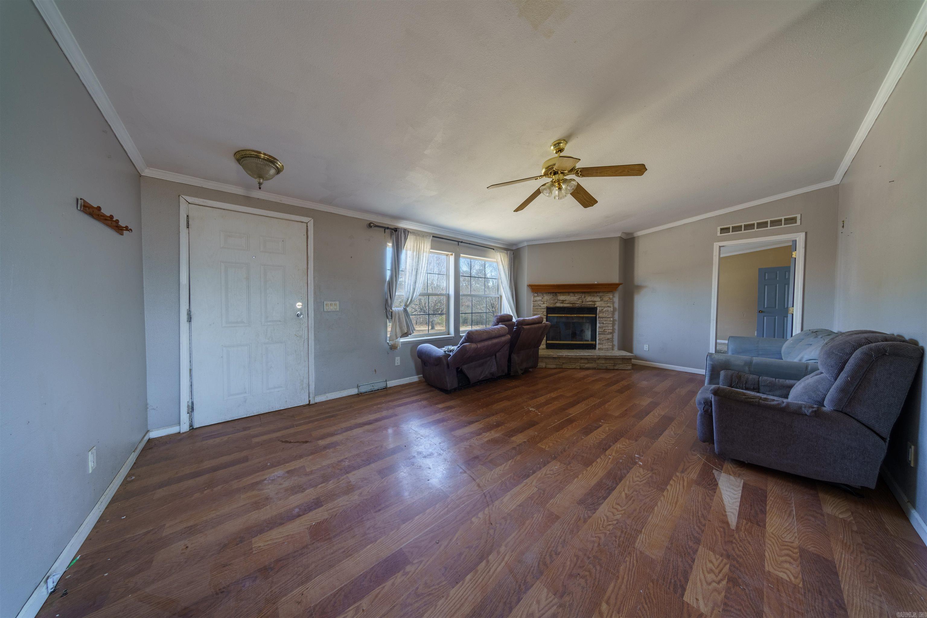 Metes & Bounds - Residential